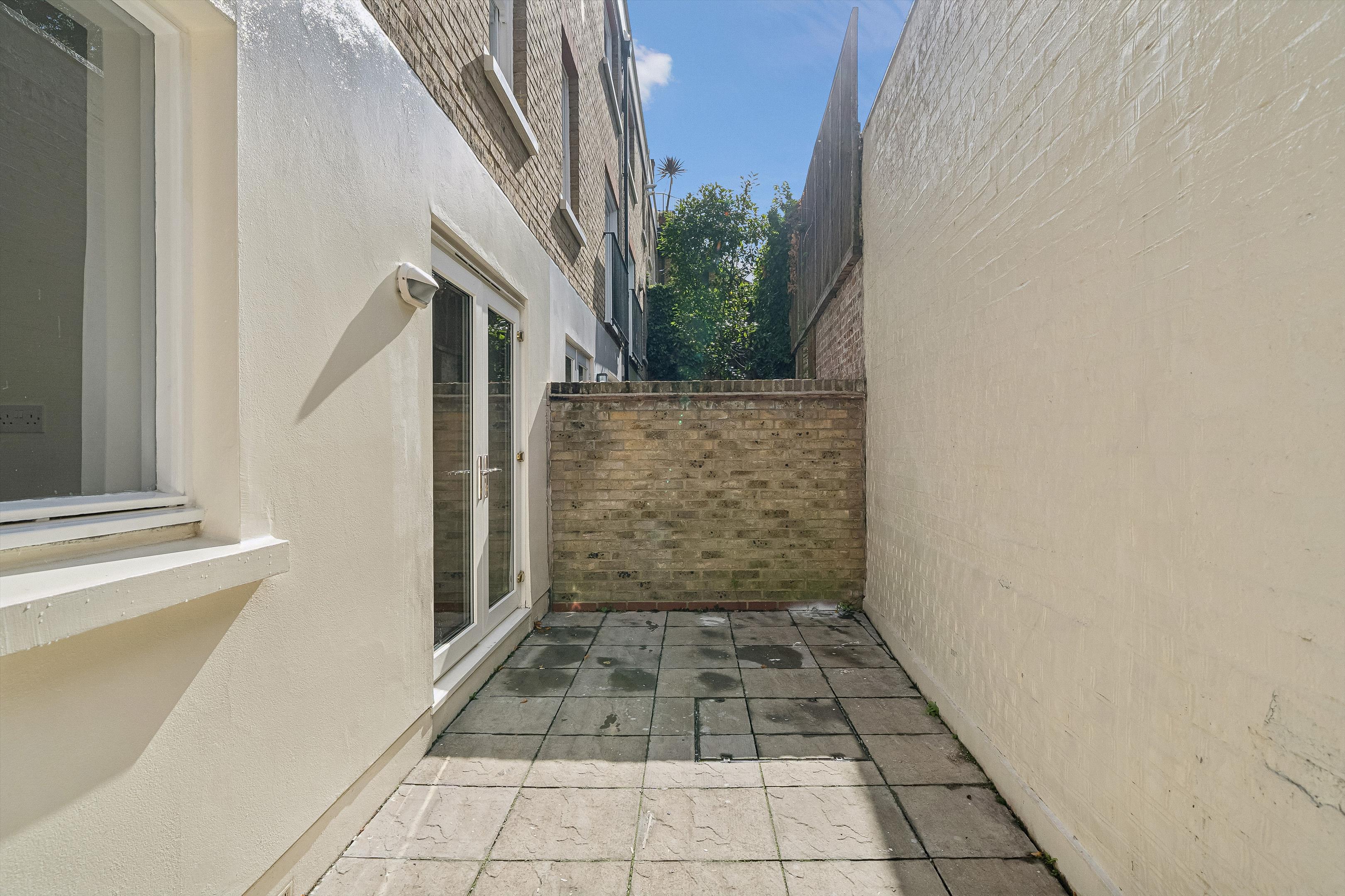 Clifton Gate, Hollywood Road, London SW10