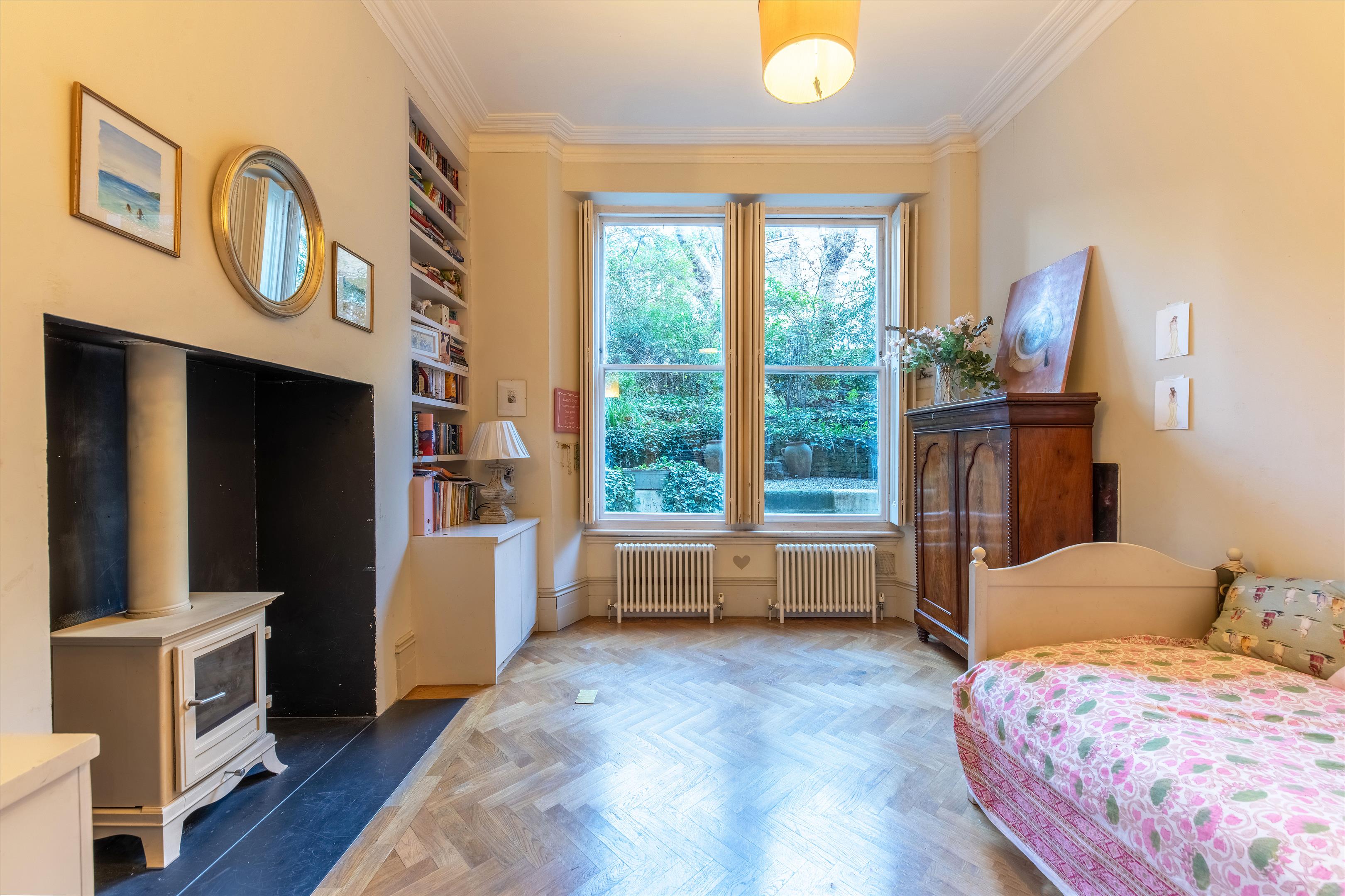 Barkston Gardens, London SW5