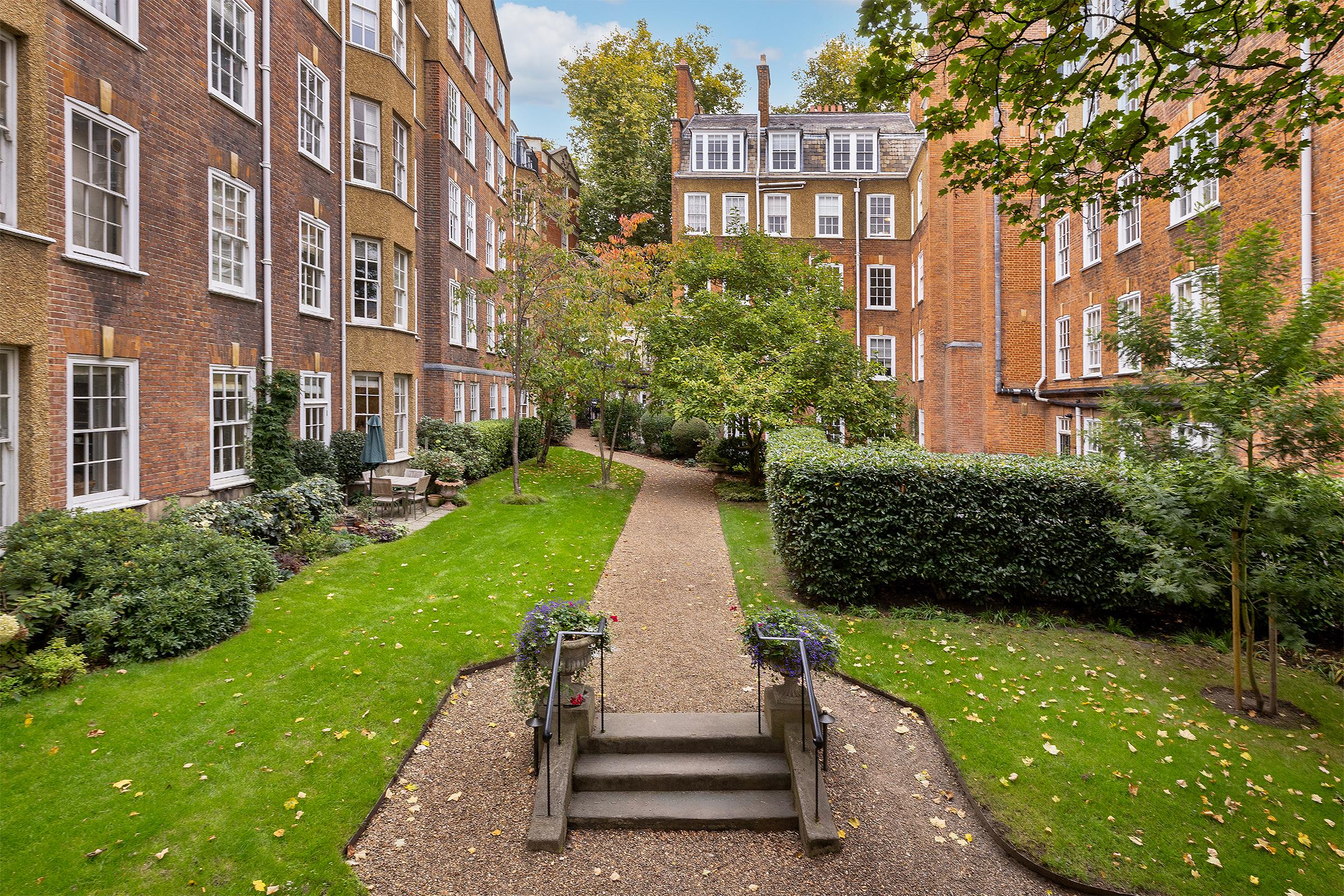 Old Brompton Road, London SW5