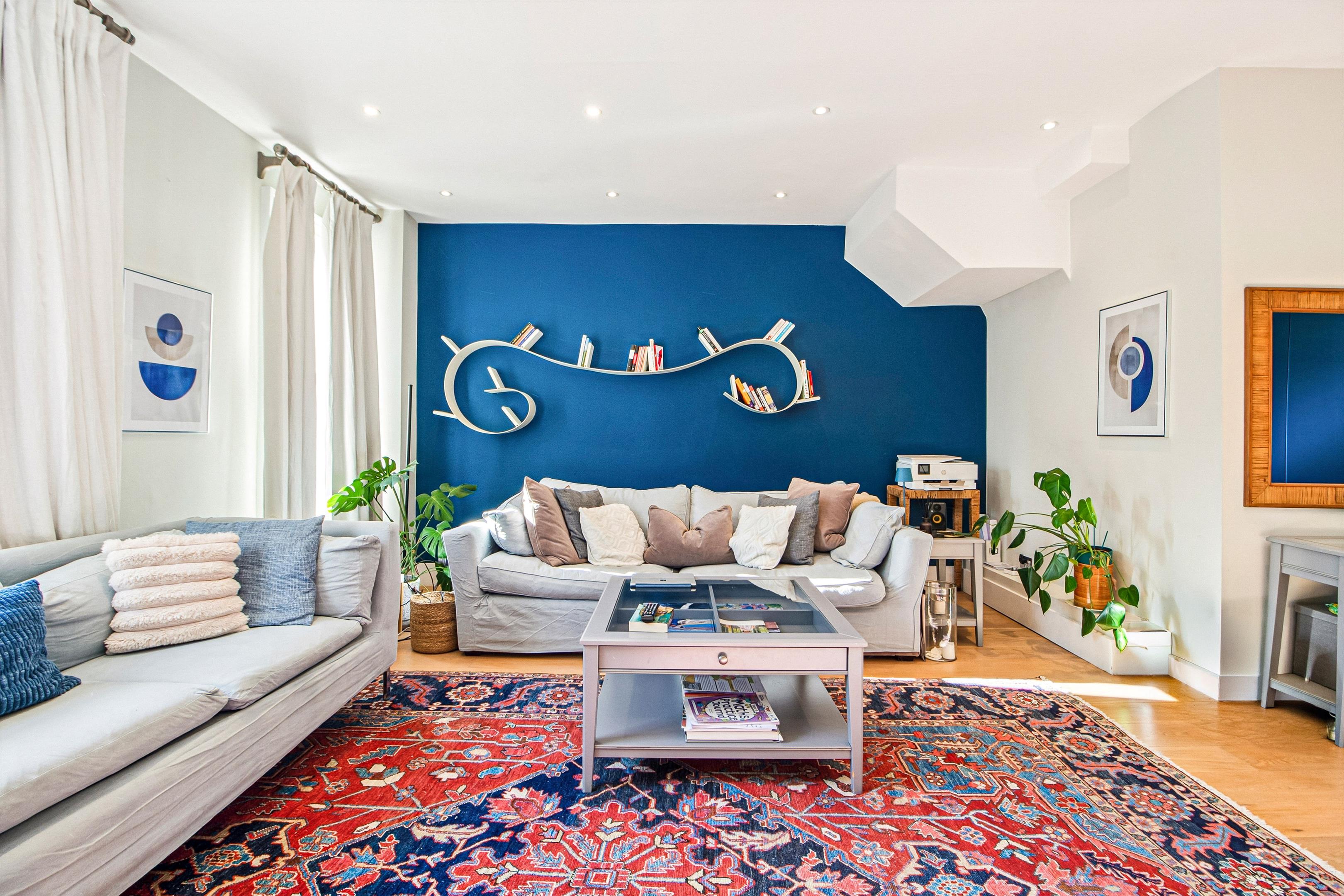 Eardley Crescent, London SW5