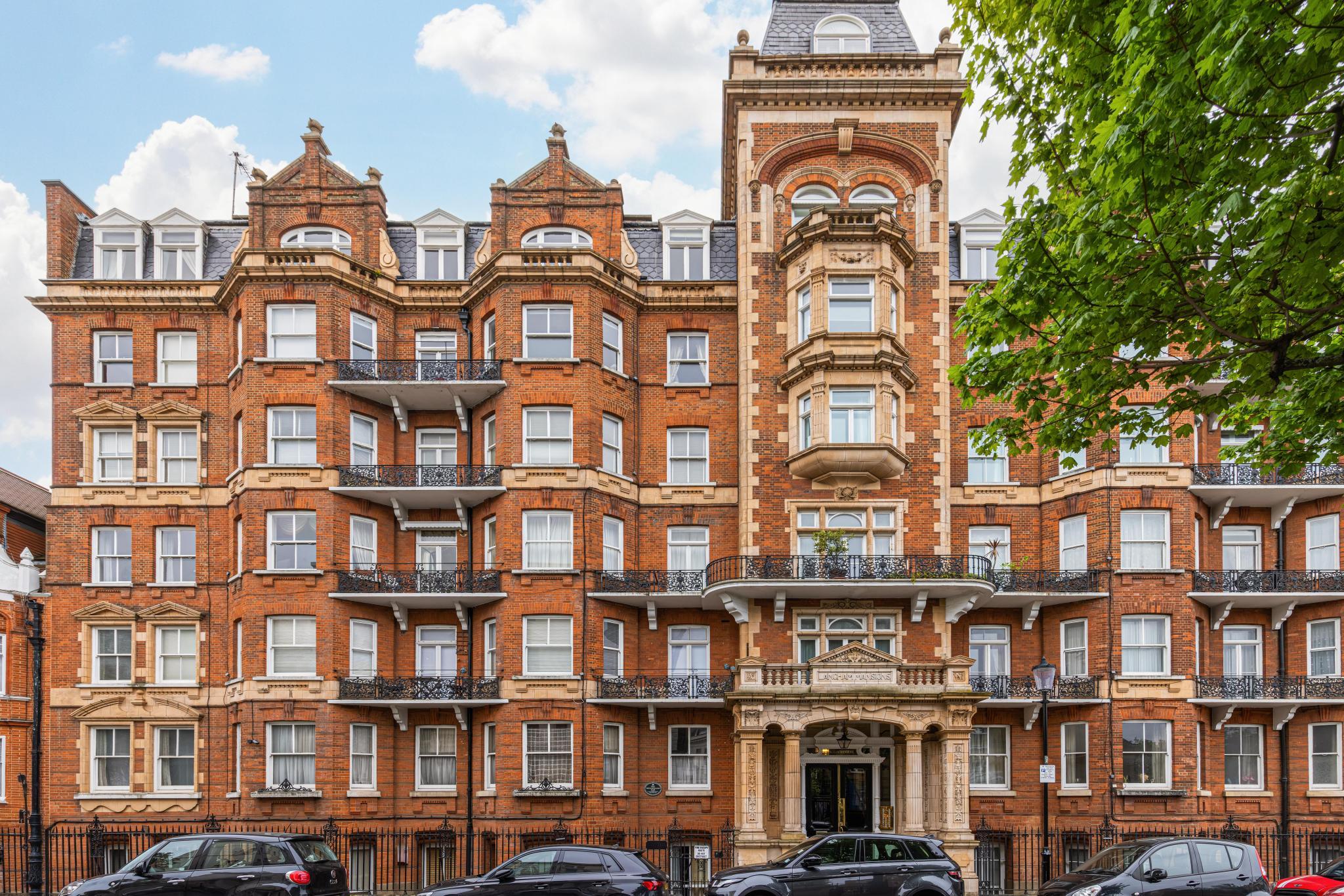 Earl's Court Square, London SW5