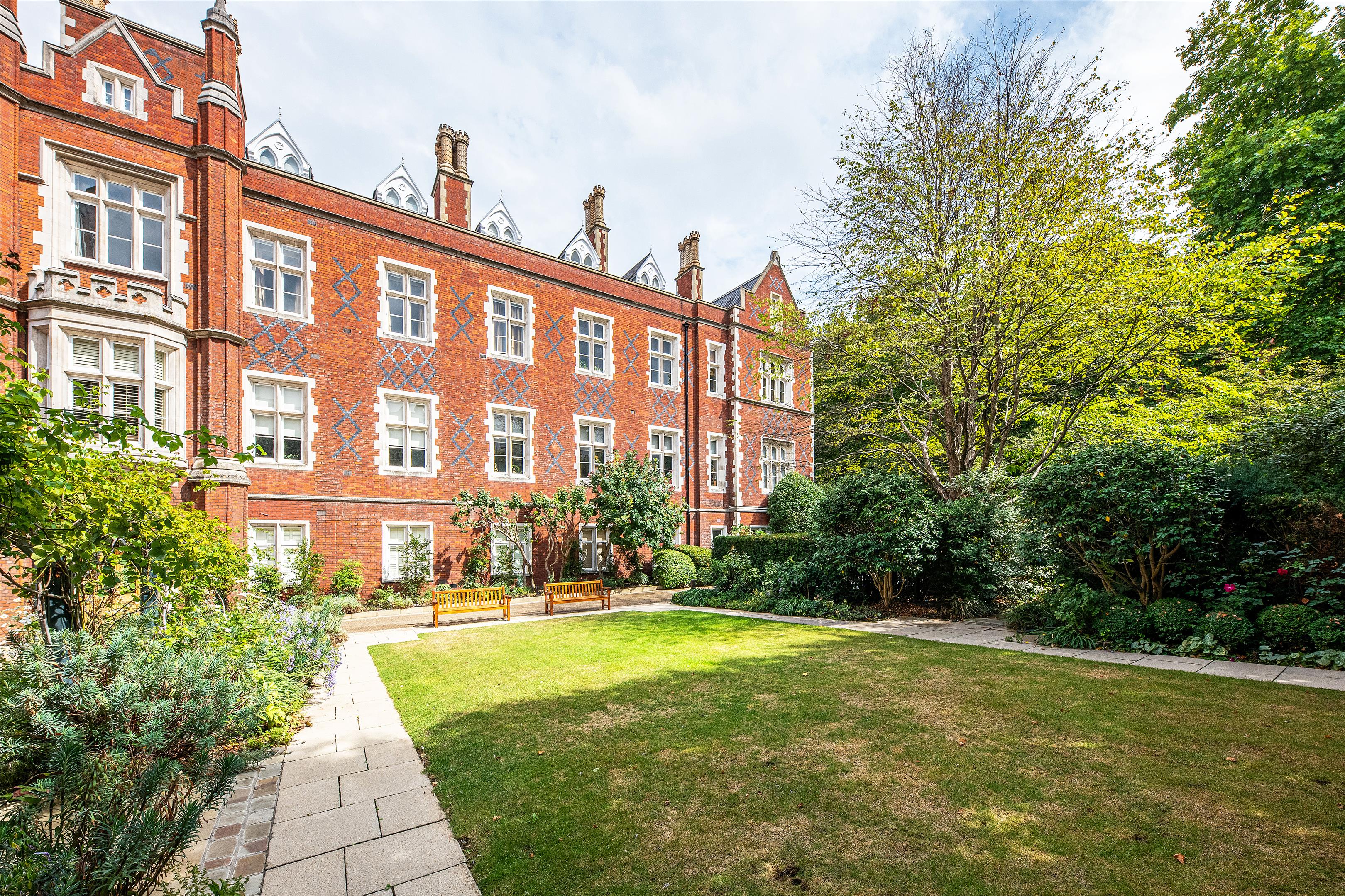 Rose Square, Fulham Road, London SW3