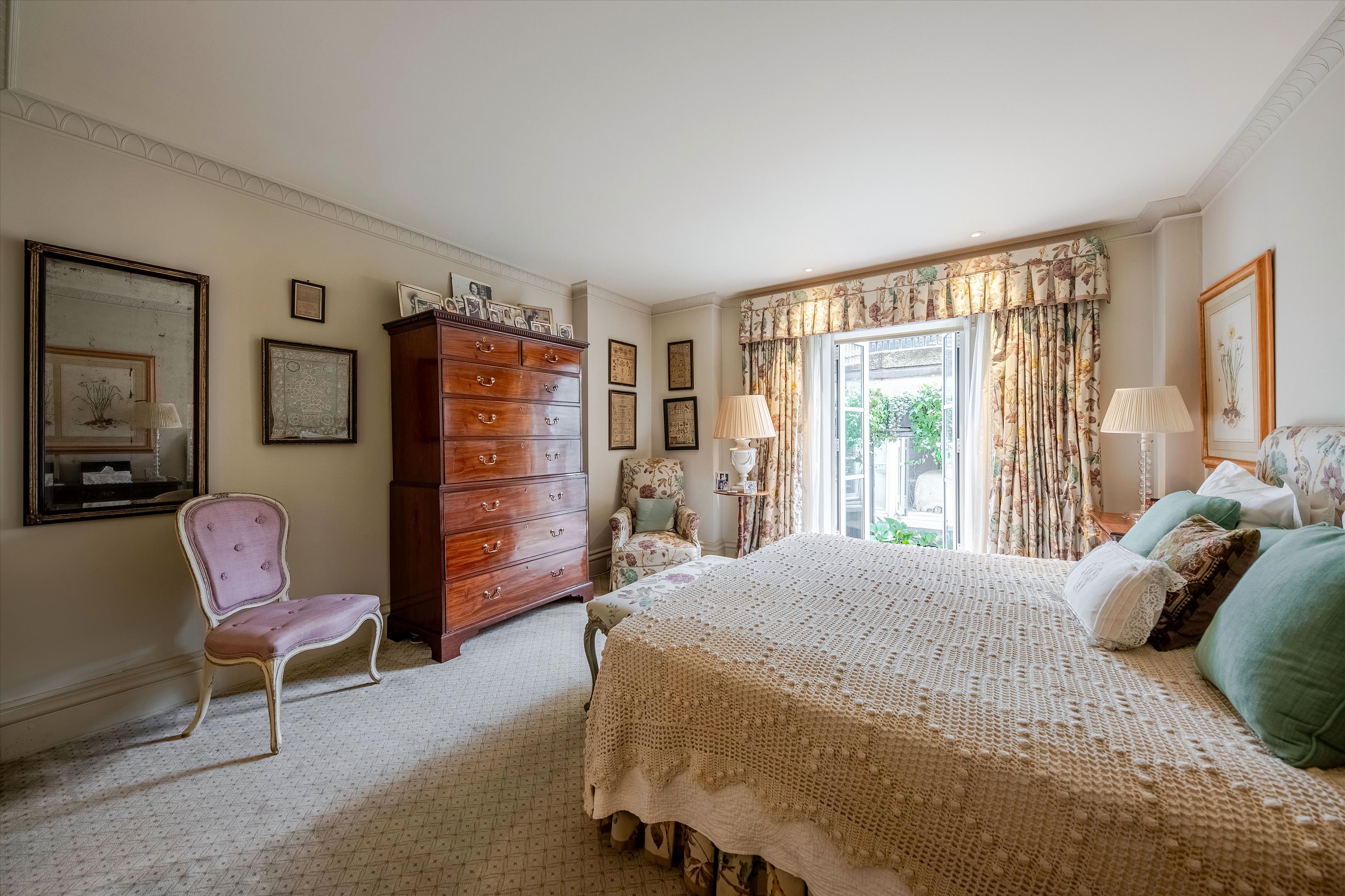 Rose Square, Fulham Road, London SW3