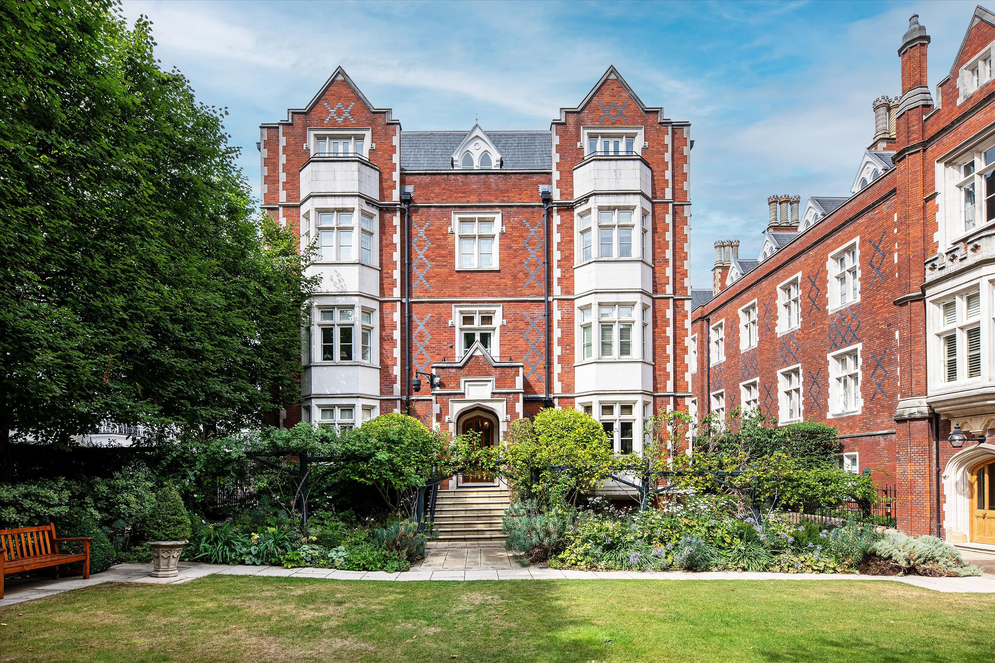 Rose Square, Fulham Road, London SW3