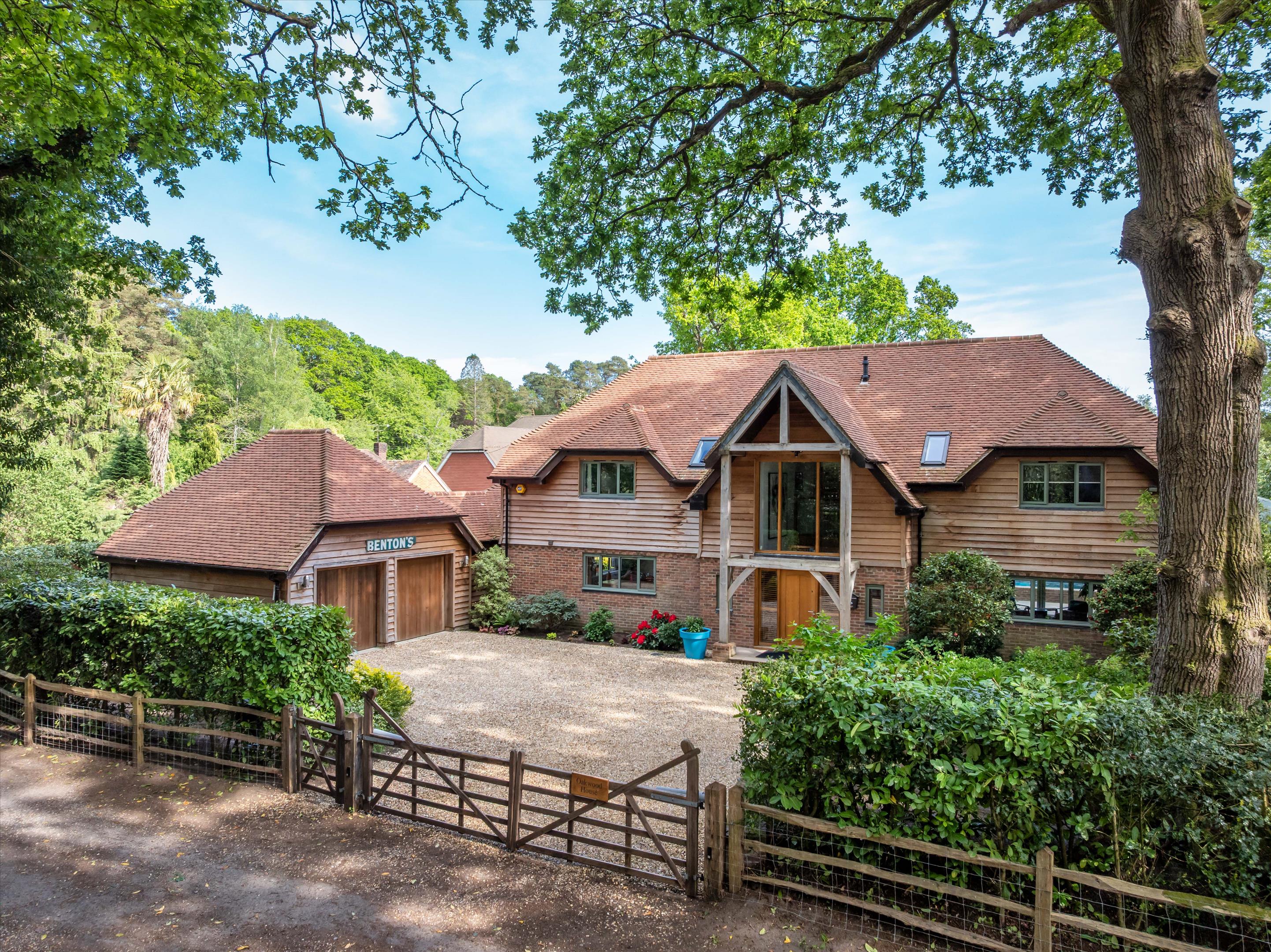 Severals Road, Bepton, Midhurst, West Sussex GU29