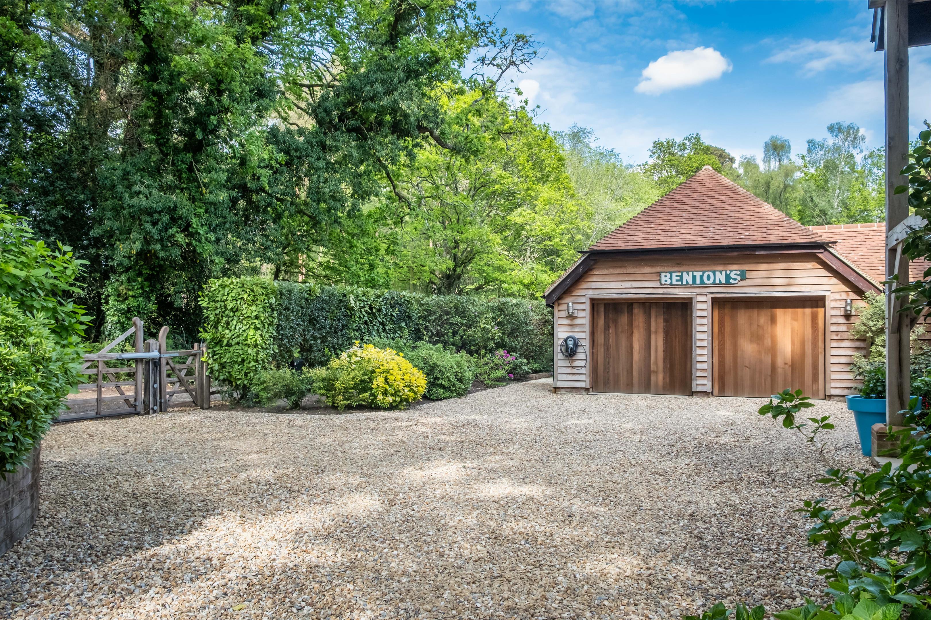 Severals Road, Bepton, Midhurst, West Sussex GU29