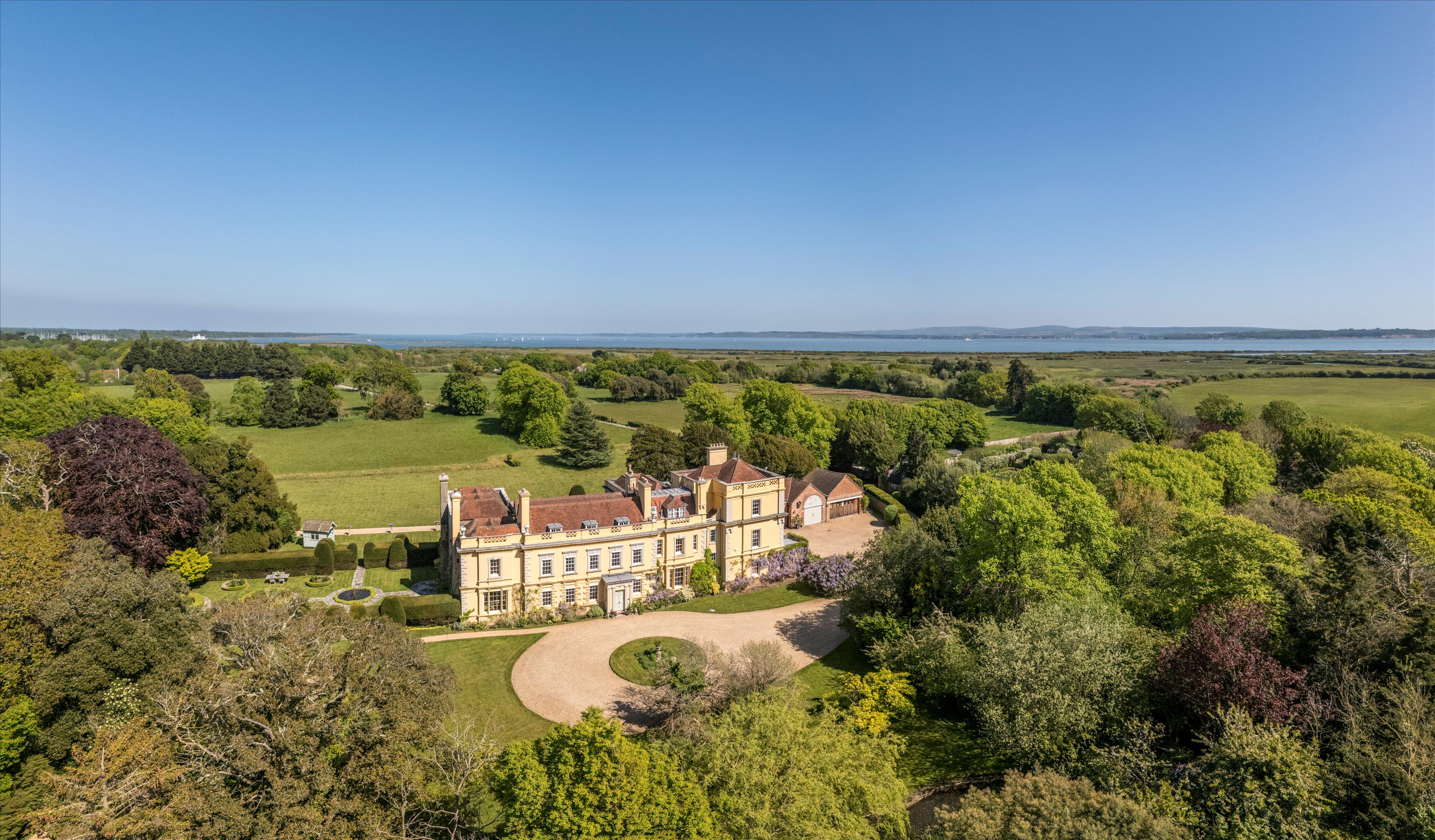 Ridgeway Lane, Lymington, Hampshire, SO41