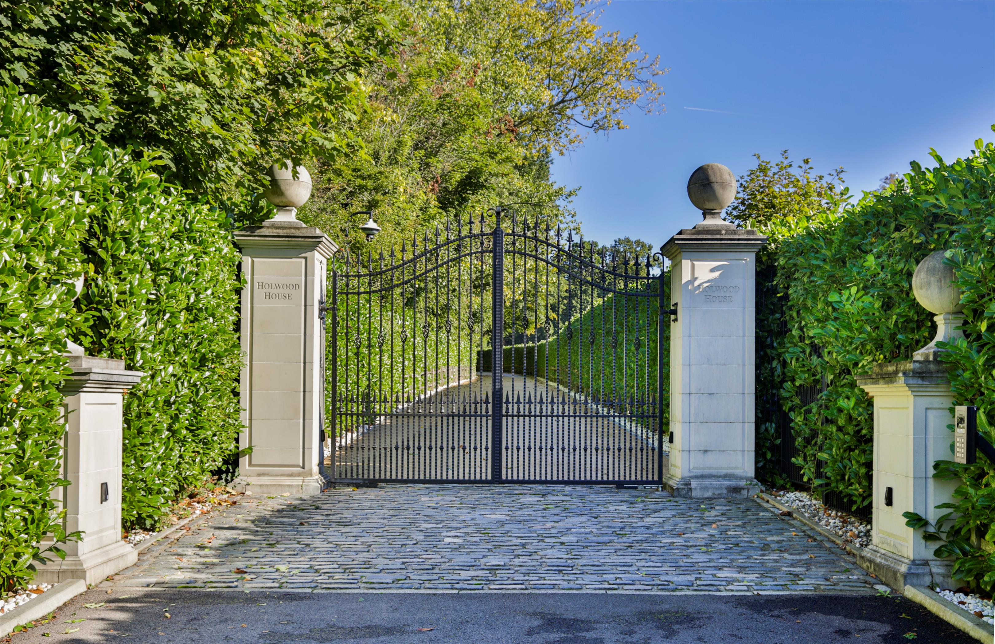 Westerham Road, Keston, Kent, BR2