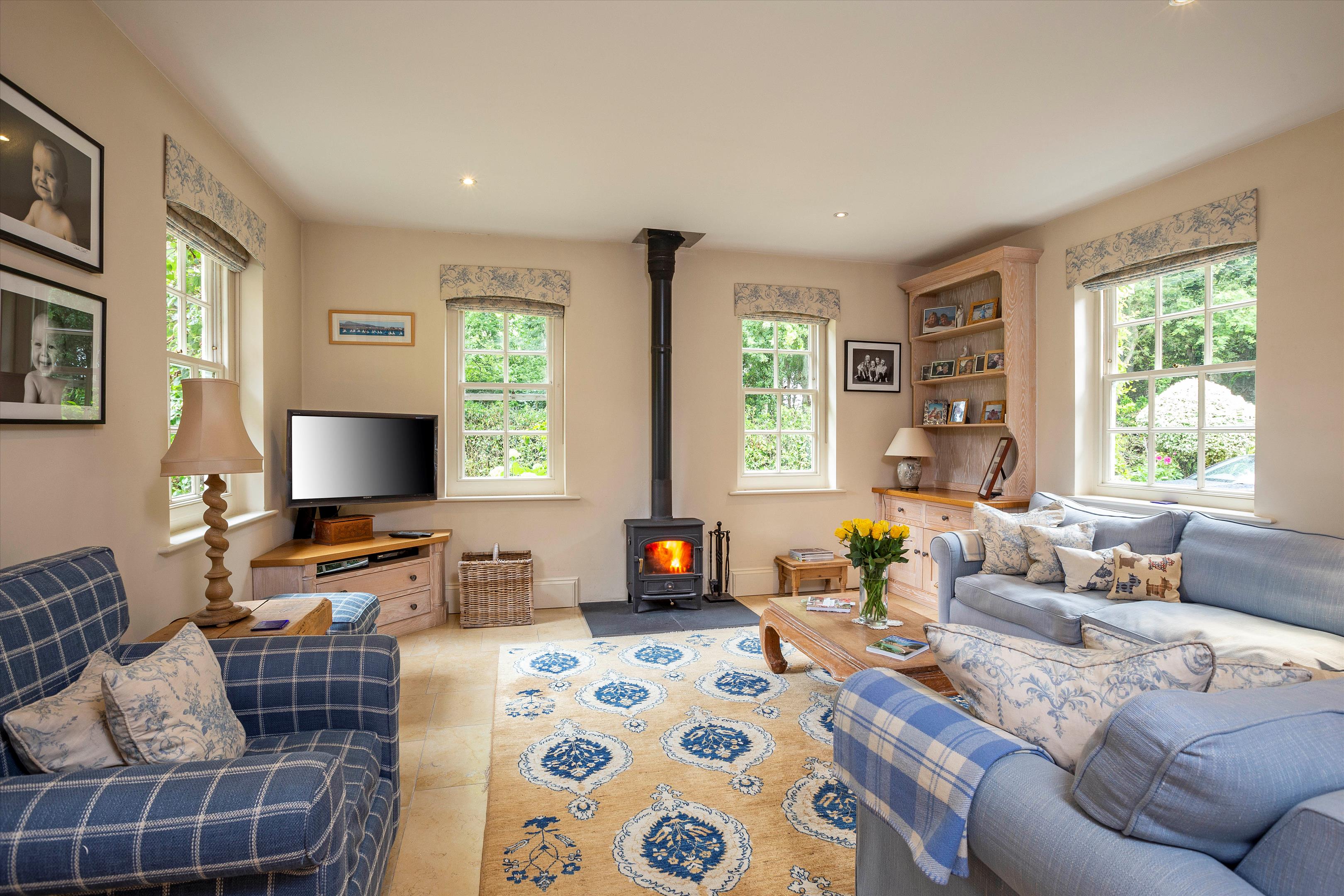 Coopers Hill, Eversley, Hook, Hampshire, RG27