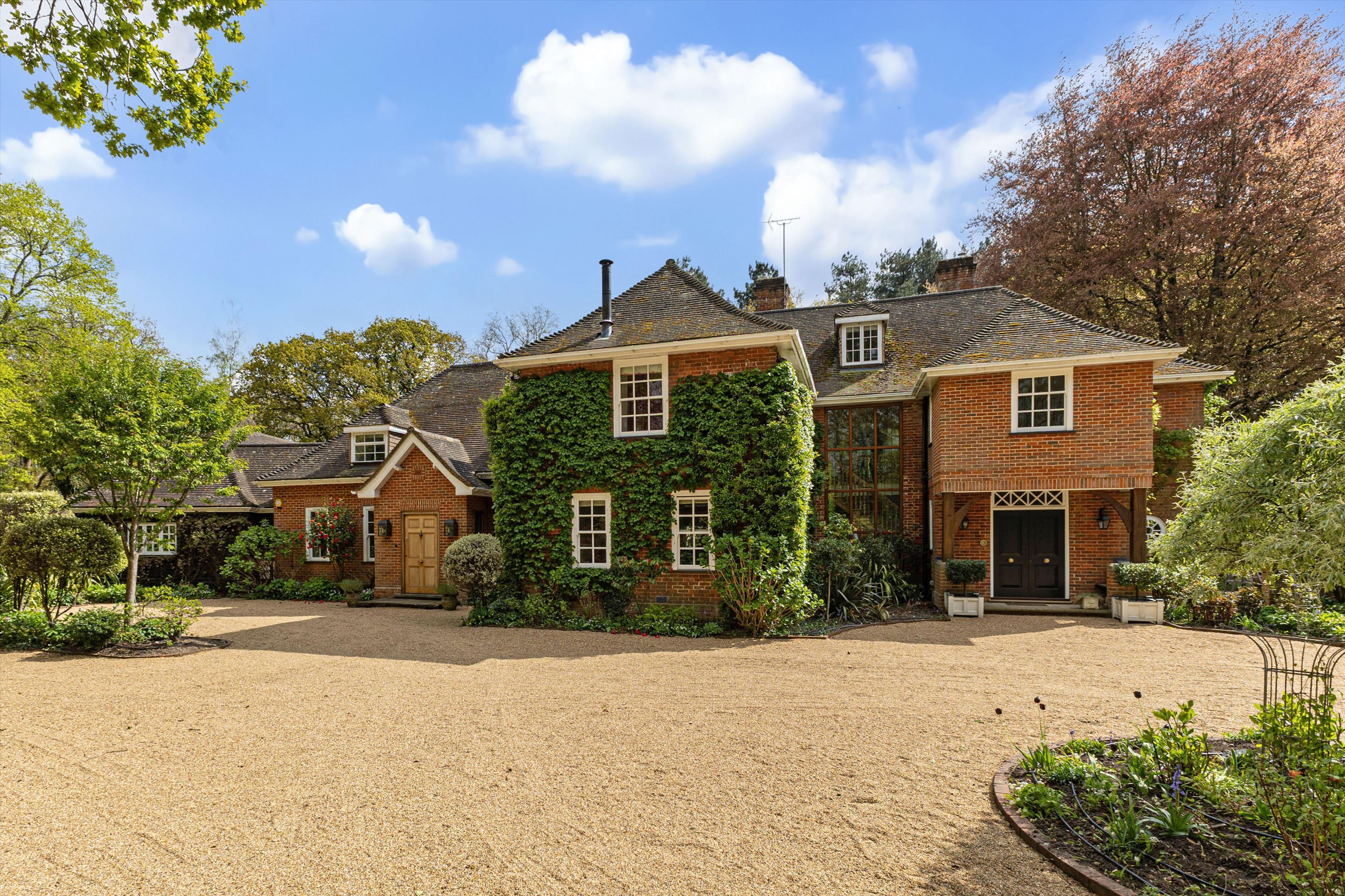 Coopers Hill, Eversley, Hook, Hampshire, RG27