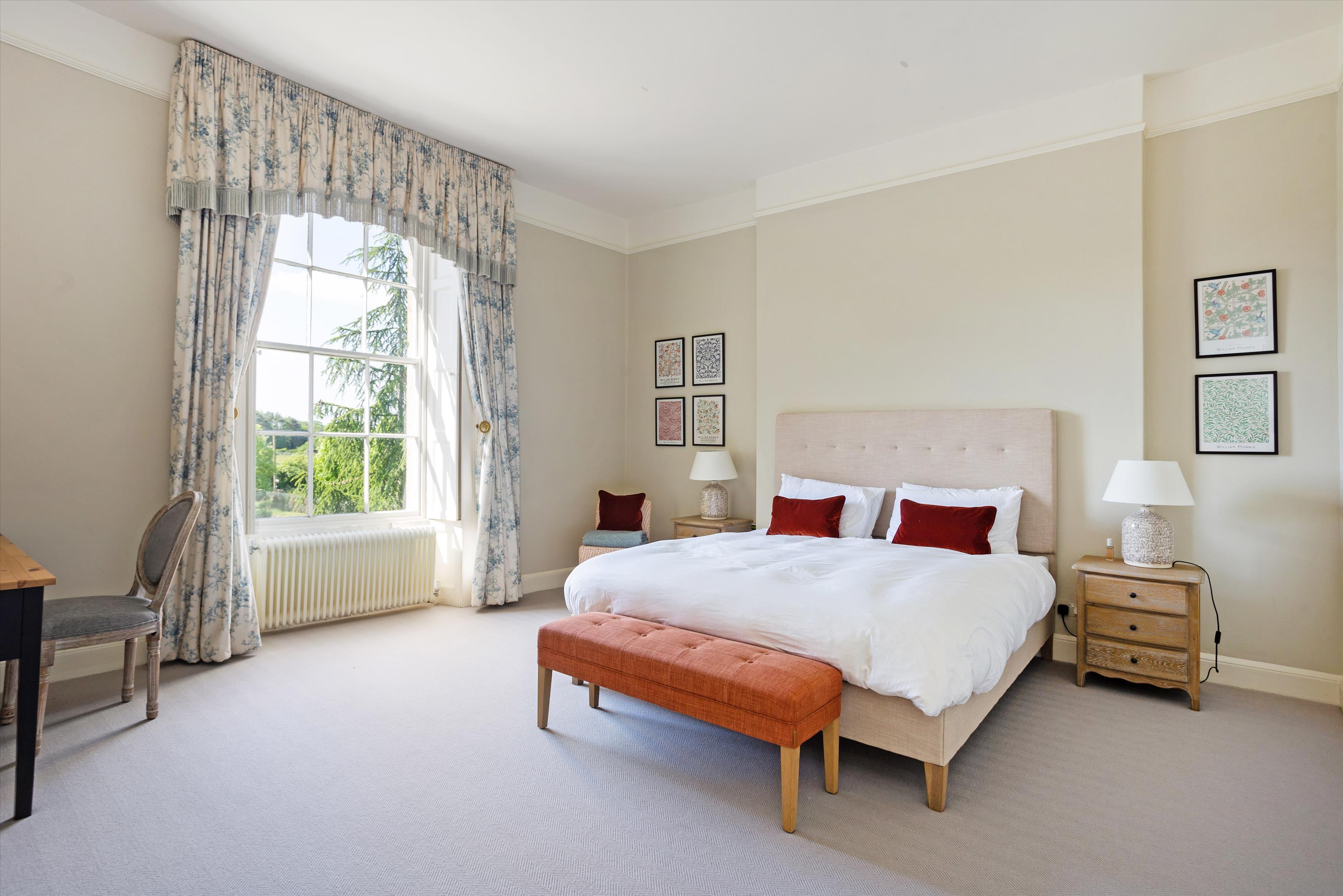 Preston Place, Preston, Cirencester, Gloucestershire, GL7