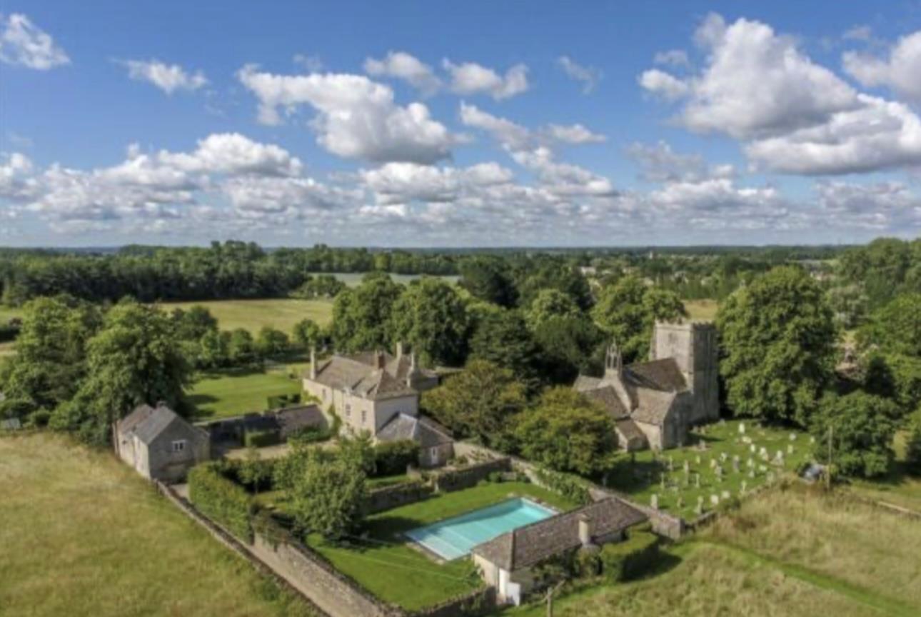 Preston Place, Preston, Cirencester, Gloucestershire, GL7