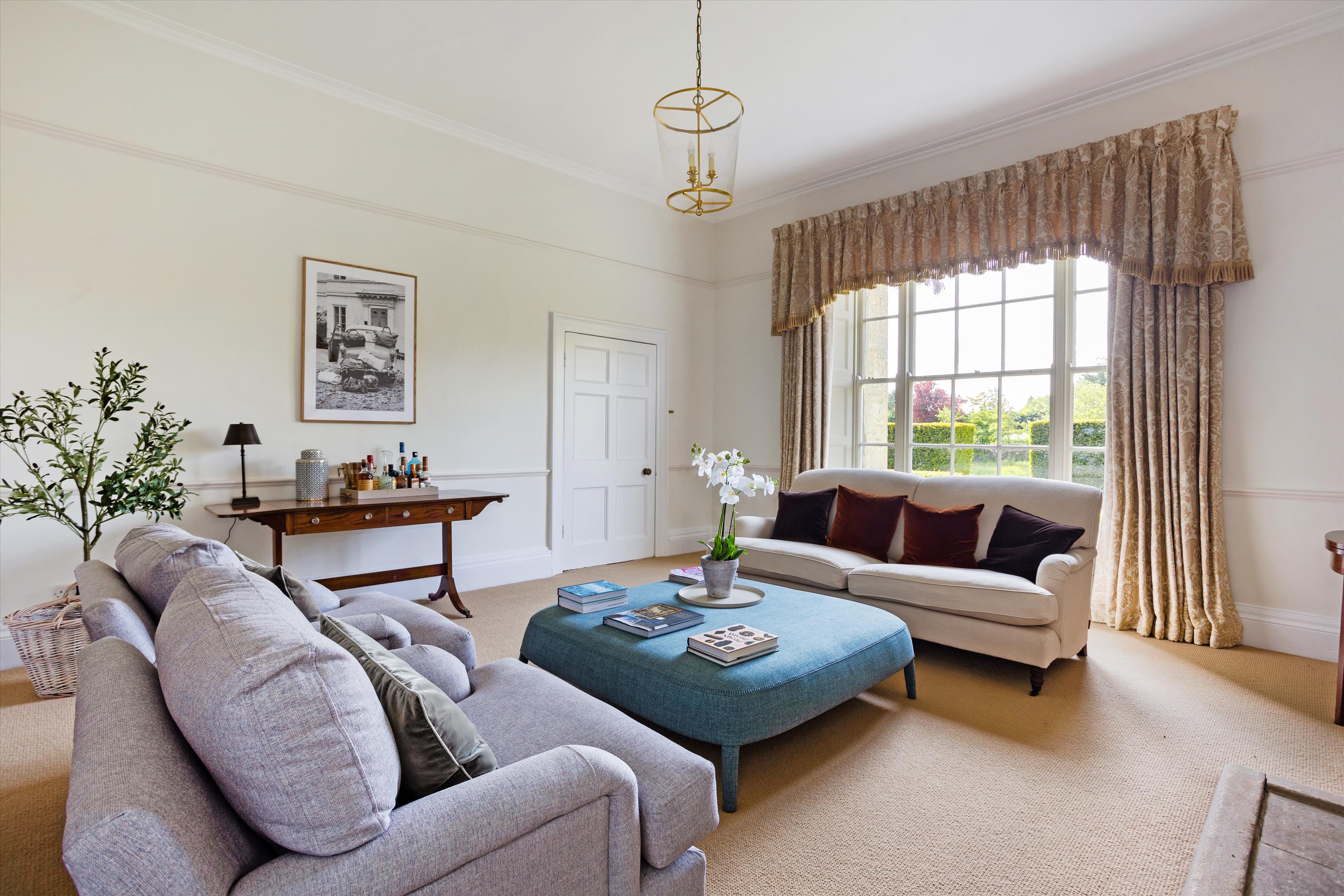 Preston Place, Preston, Cirencester, Gloucestershire, GL7