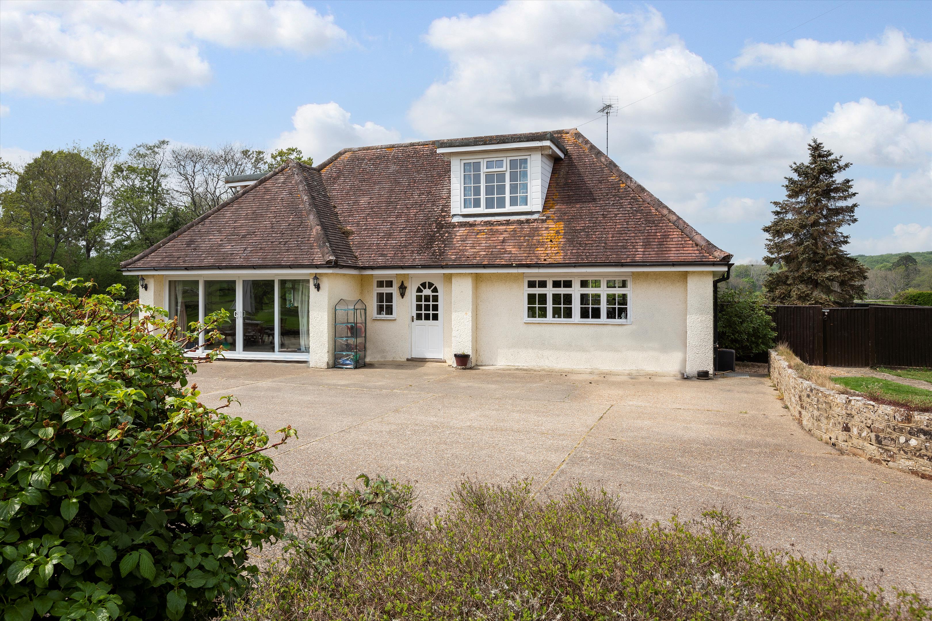 Guildford Road, Broadbridge Heath, Horsham, West Sussex, RH12