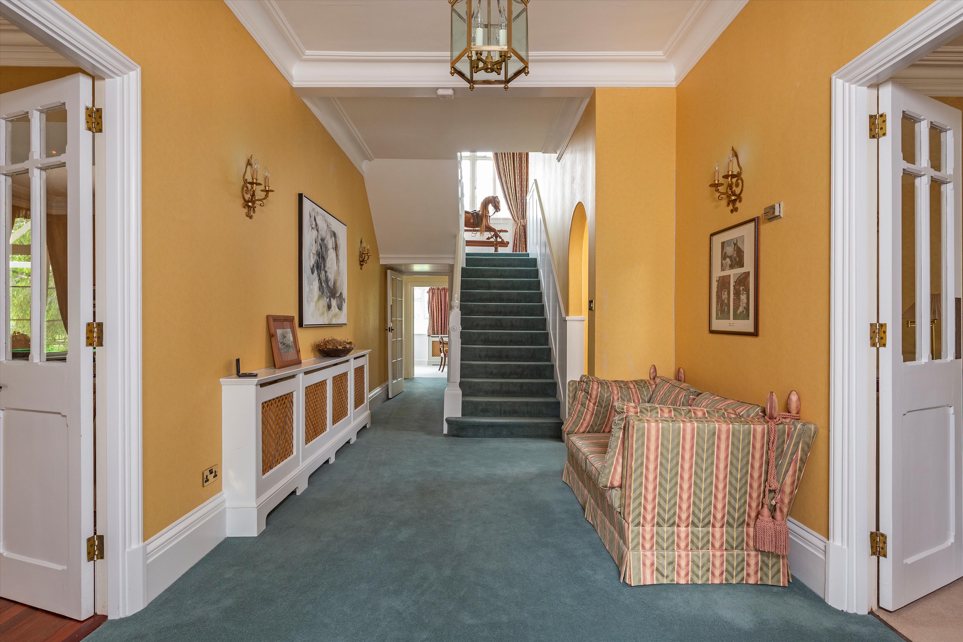 Guildford Road, Broadbridge Heath, Horsham, West Sussex, RH12