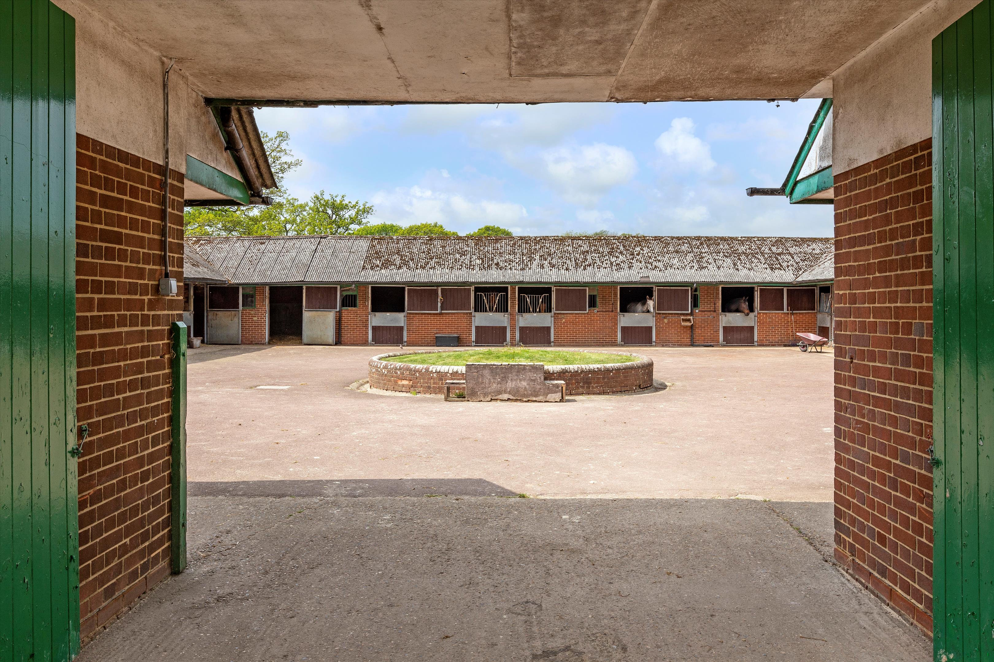 Guildford Road, Broadbridge Heath, Horsham, West Sussex, RH12