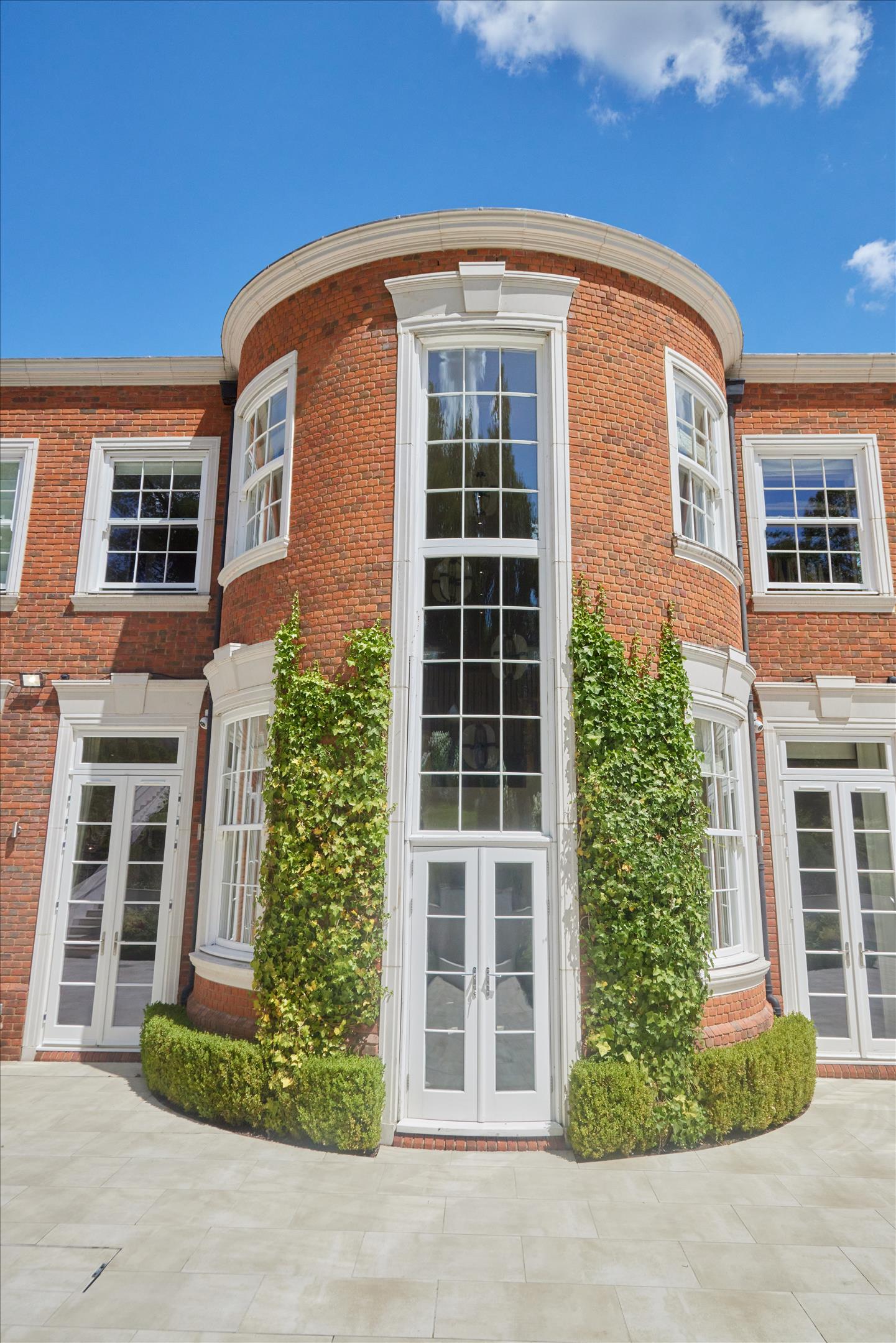 Rodona Road, St George's Hill, Weybridge, Surrey, KT13