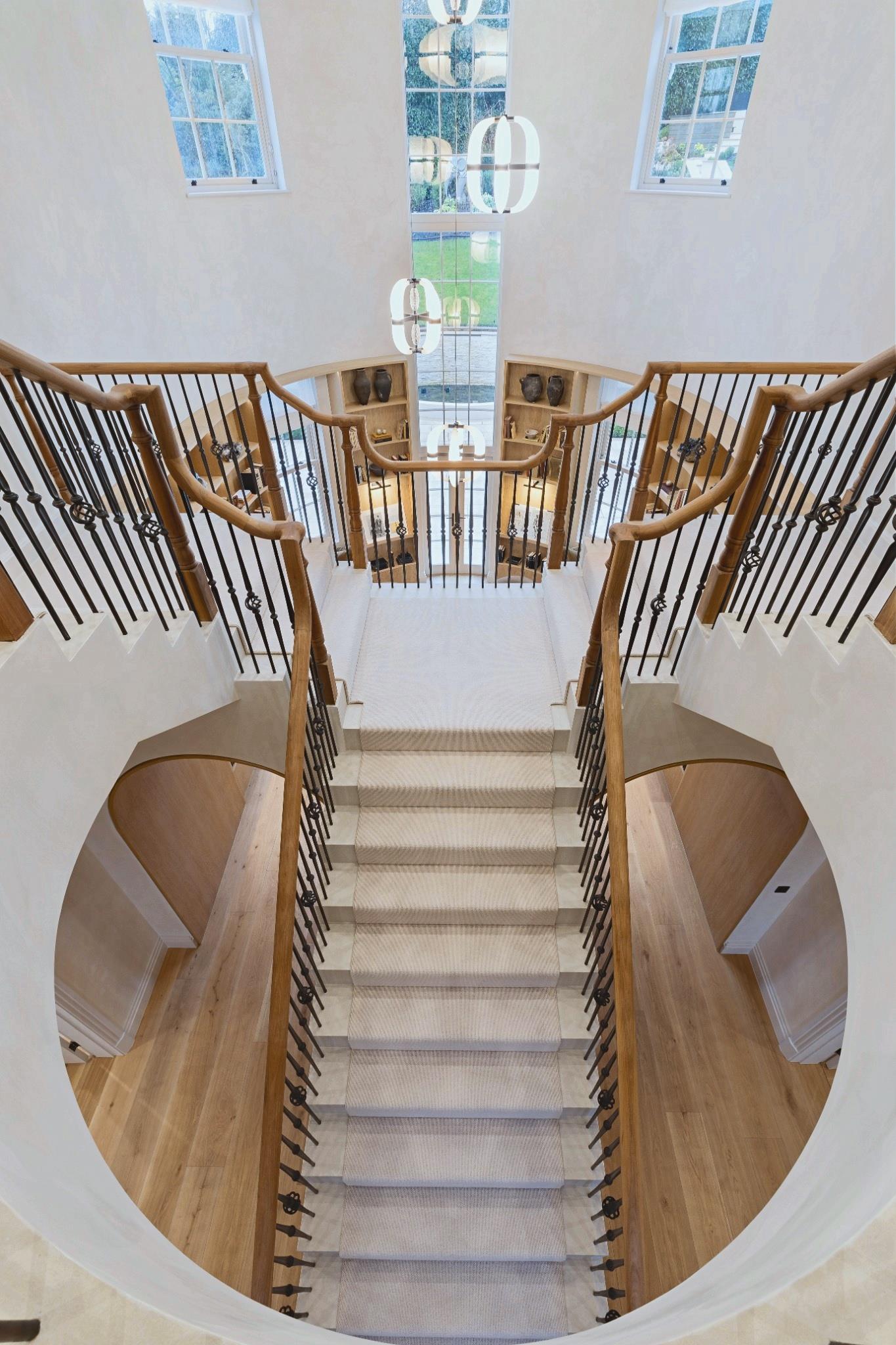 Rodona Road, St George's Hill, Weybridge, Surrey, KT13