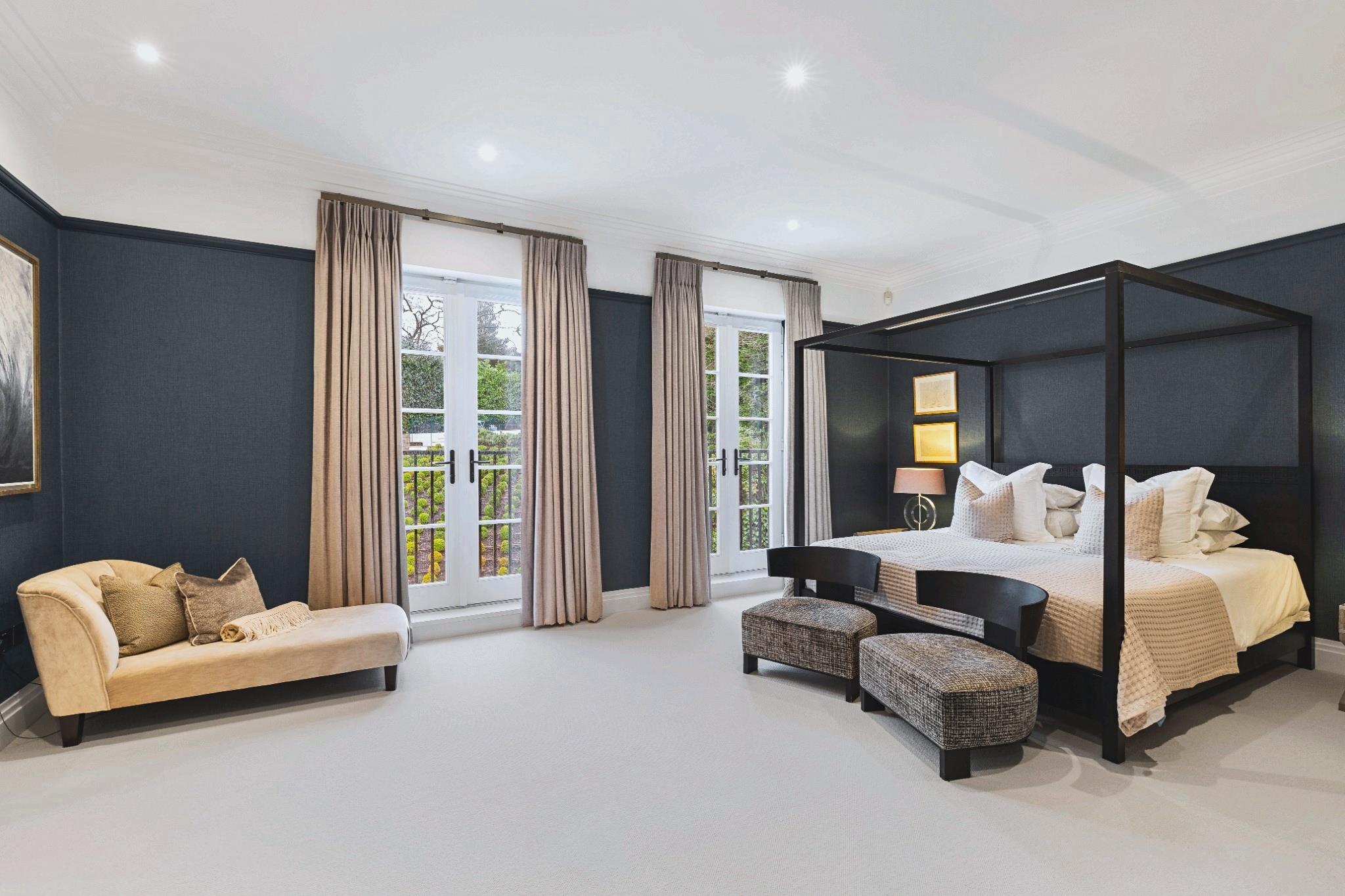 Rodona Road, St George's Hill, Weybridge, Surrey, KT13