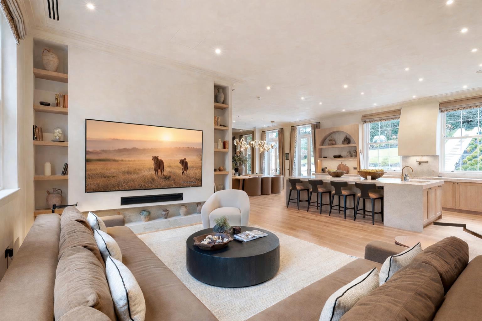 Rodona Road, St George's Hill, Weybridge, Surrey, KT13