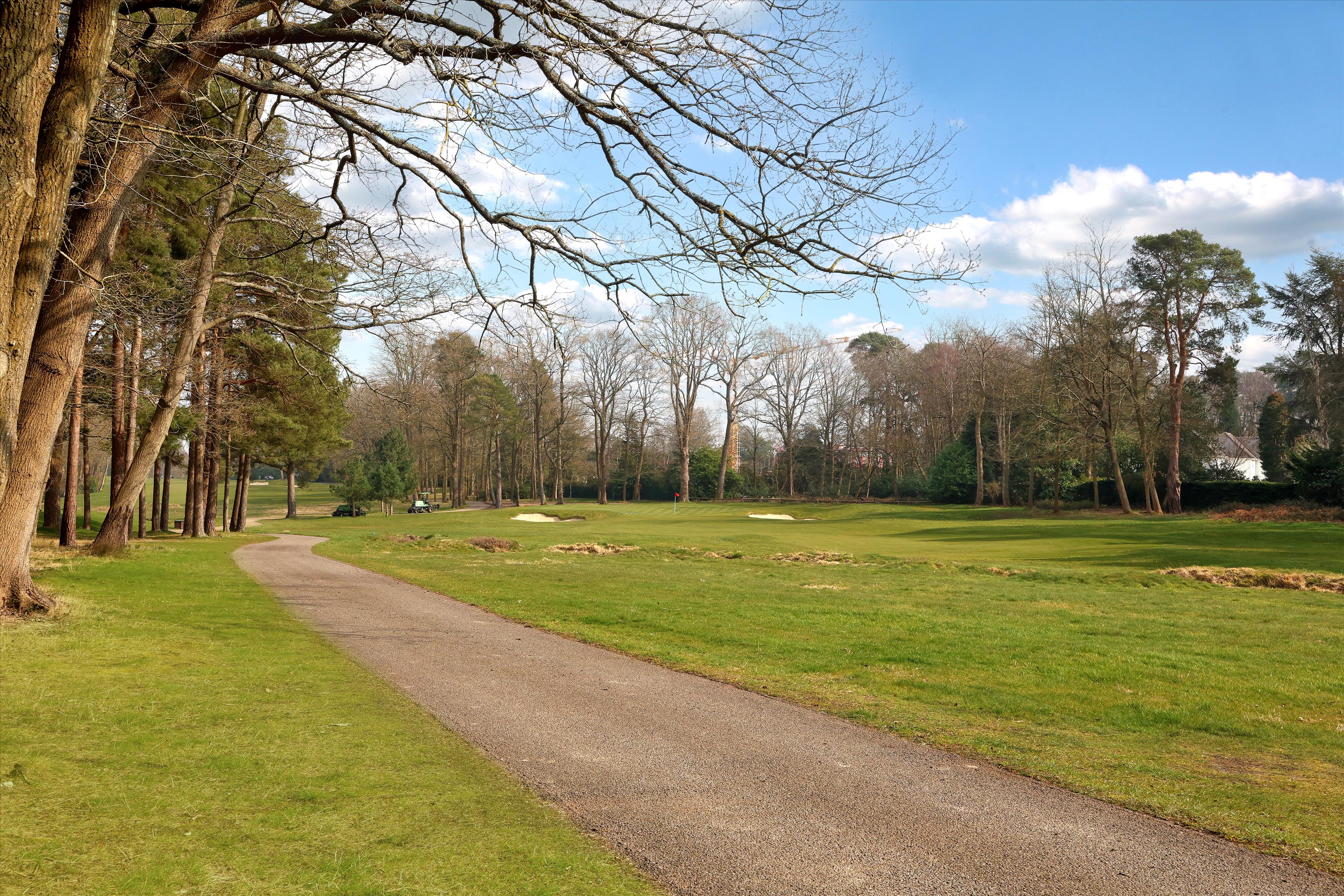 Sherbourne Drive, Wentworth, Berkshire, SL5