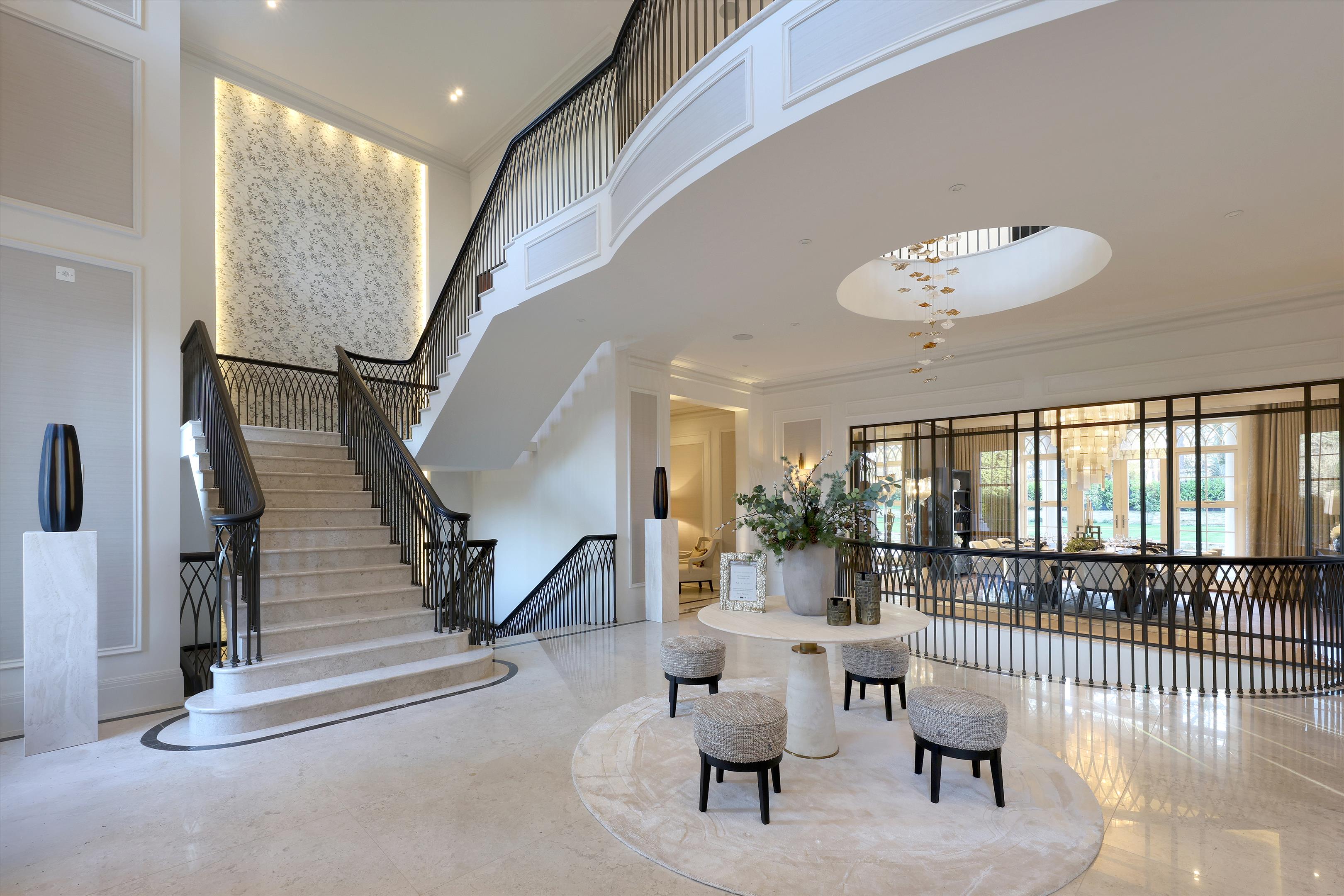 Sherbourne Drive, Wentworth, Berkshire, SL5
