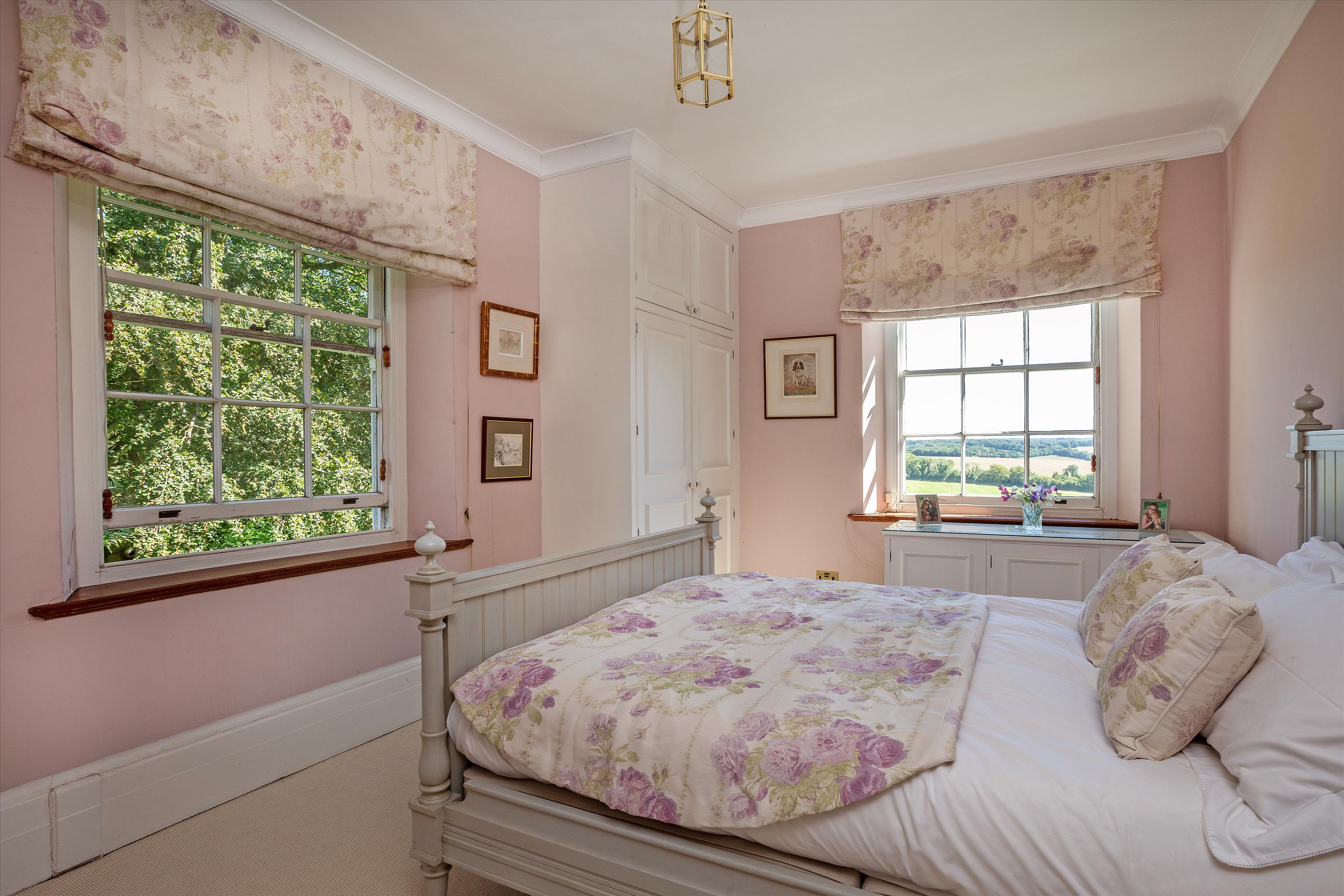 Preston Candover, Hampshire, RG25.