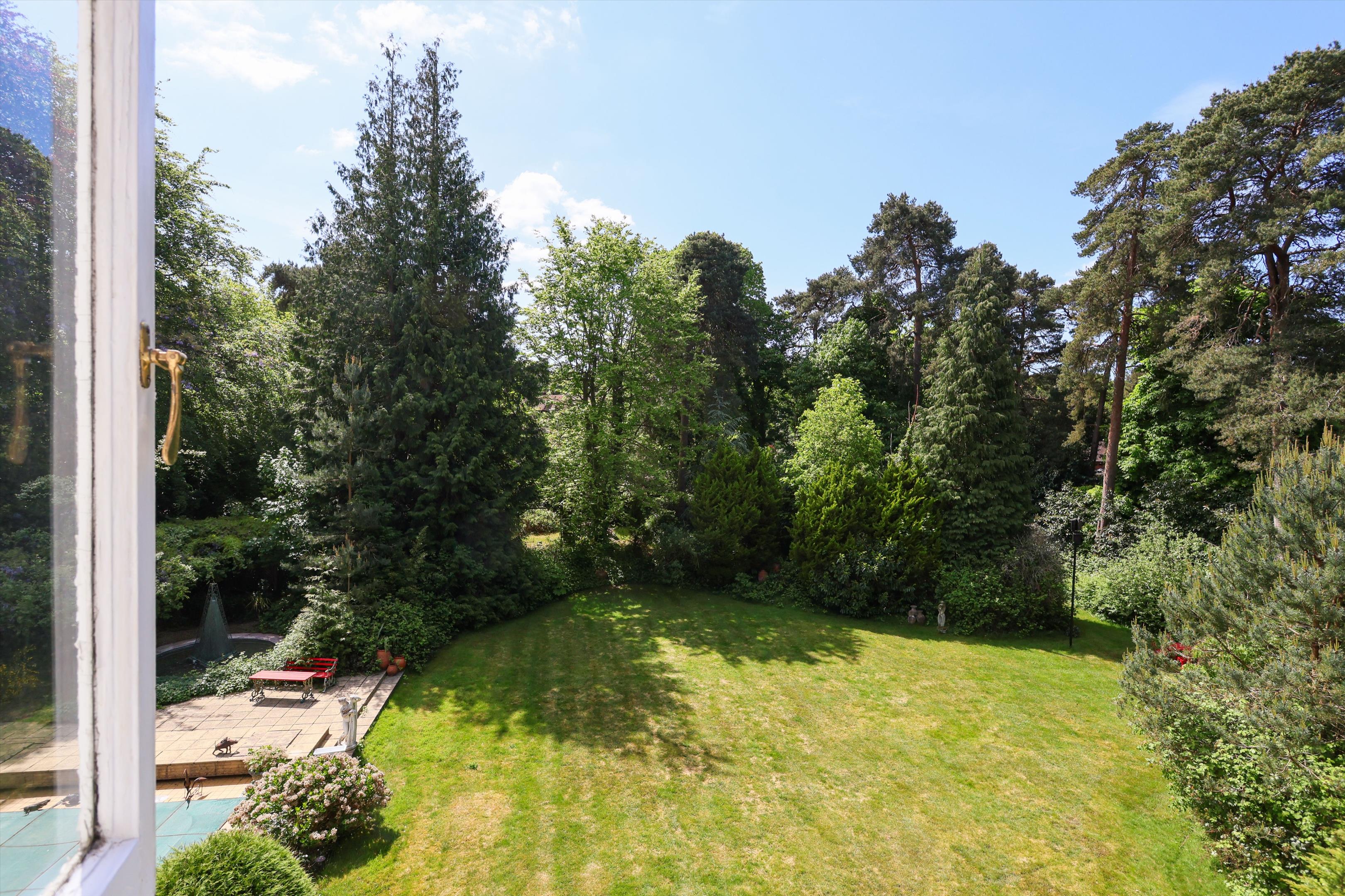 Granville Road, Weybridge, Surrey, KT13