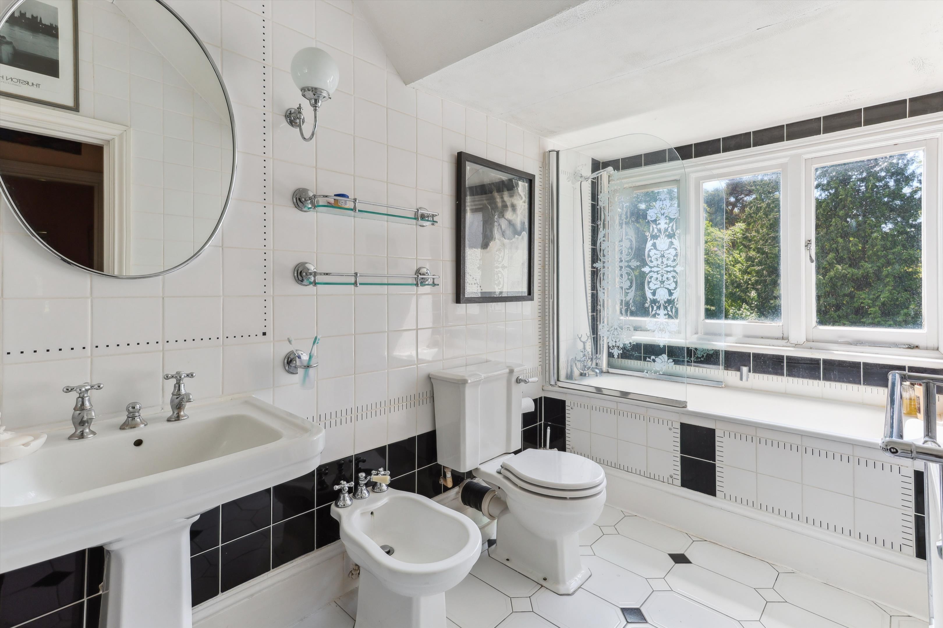 Granville Road, Weybridge, Surrey, KT13