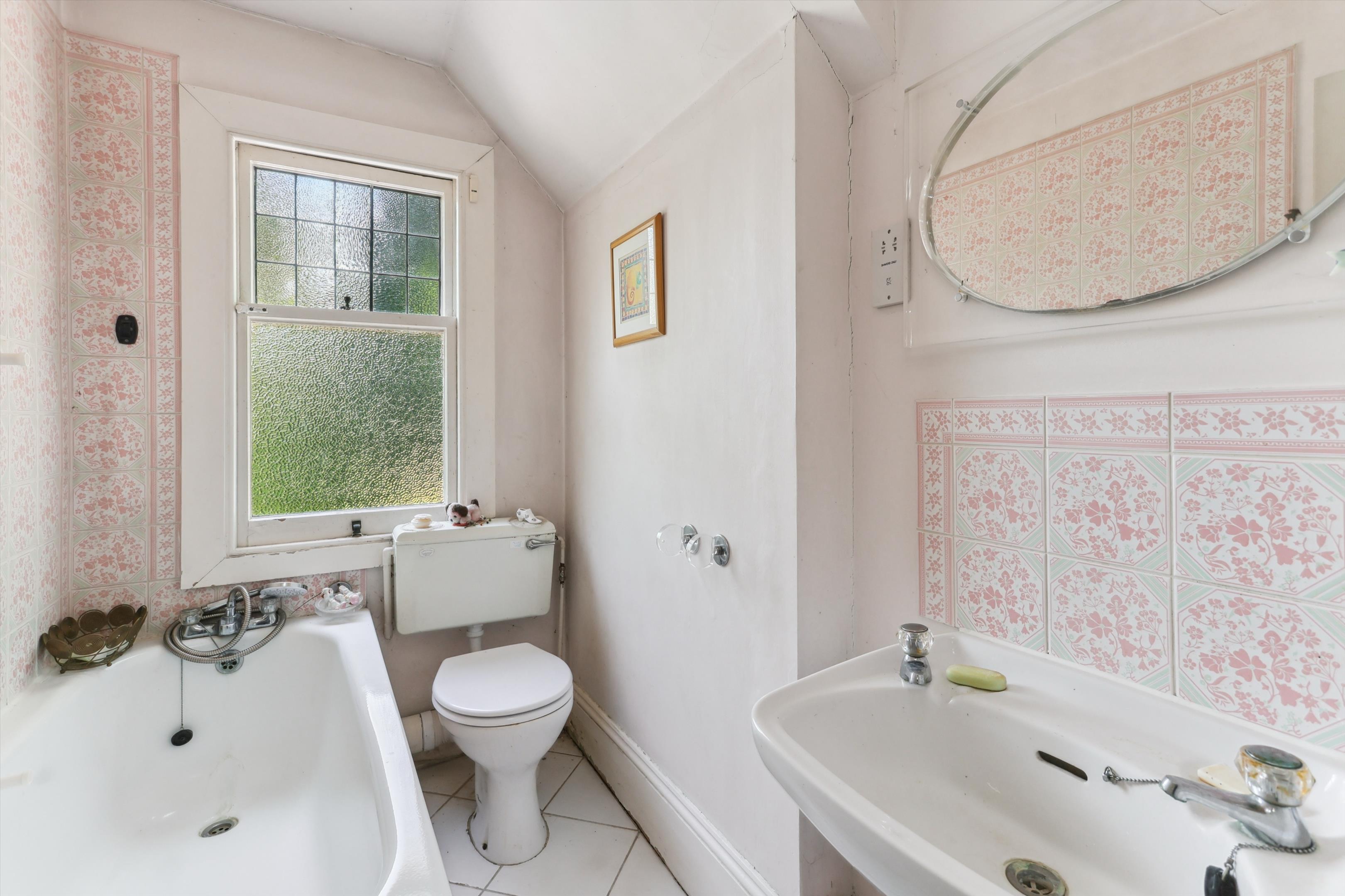 Granville Road, Weybridge, Surrey, KT13