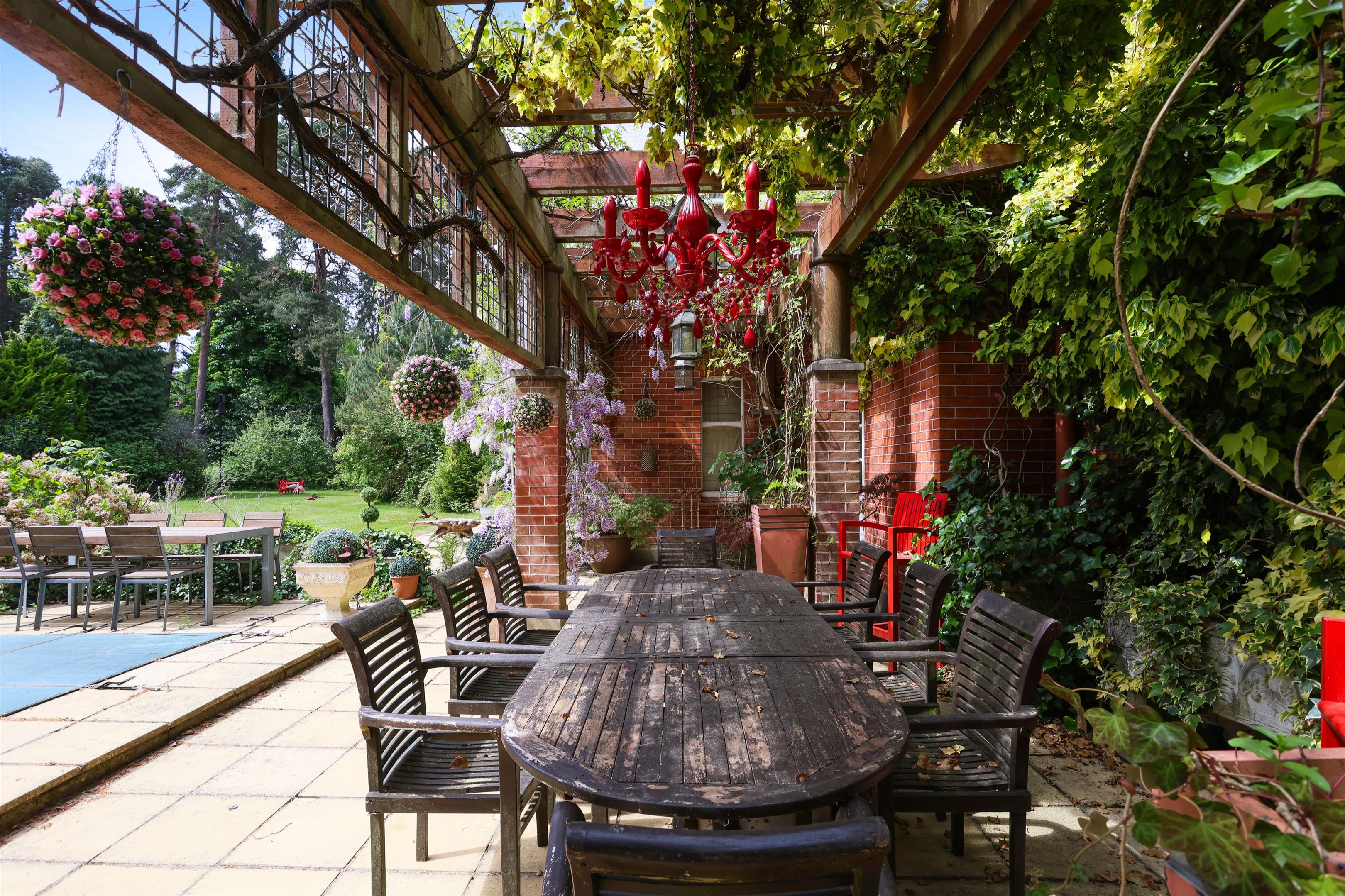 Granville Road, Weybridge, Surrey, KT13