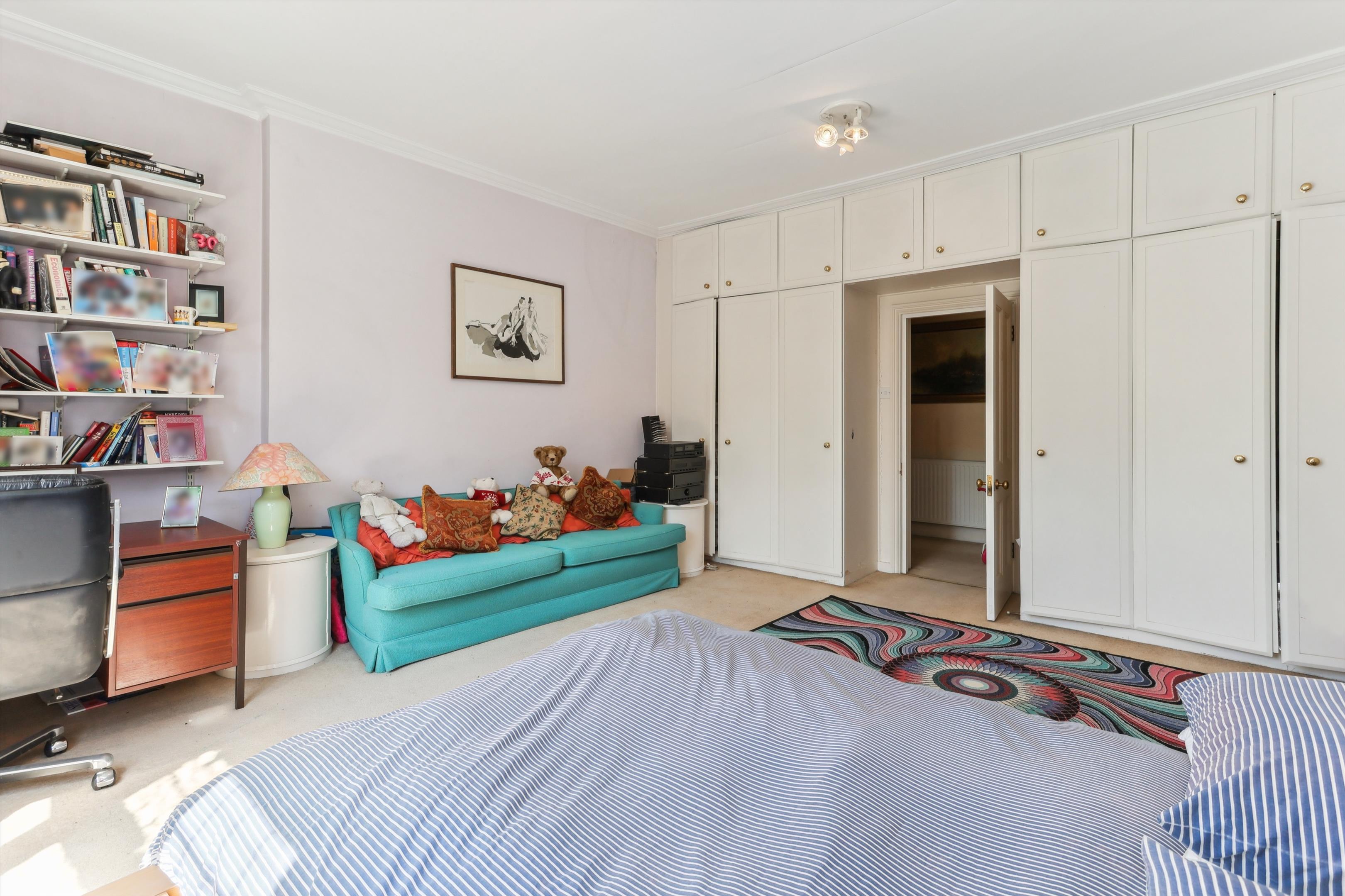 Granville Road, Weybridge, Surrey, KT13