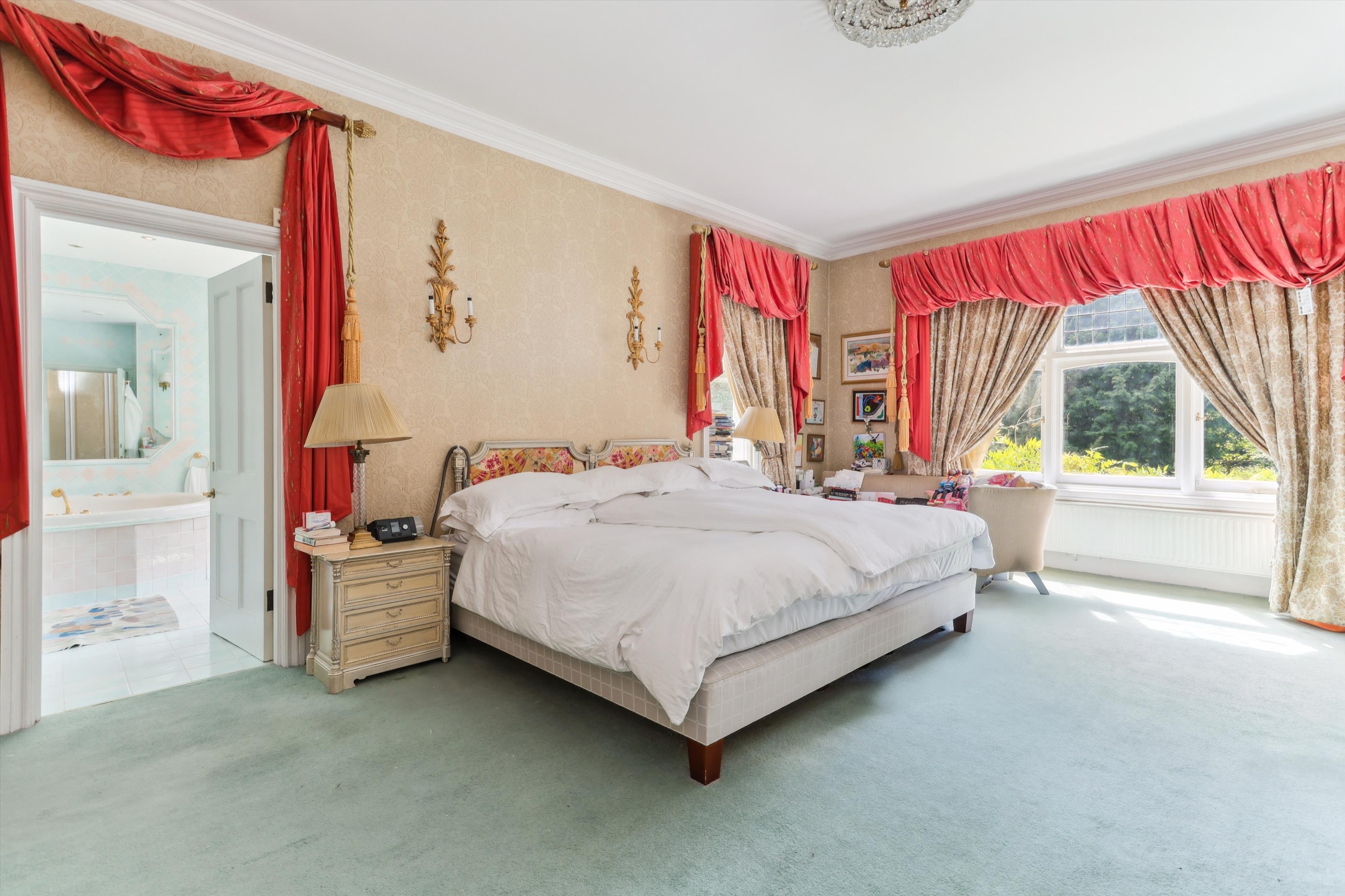 Granville Road, Weybridge, Surrey, KT13