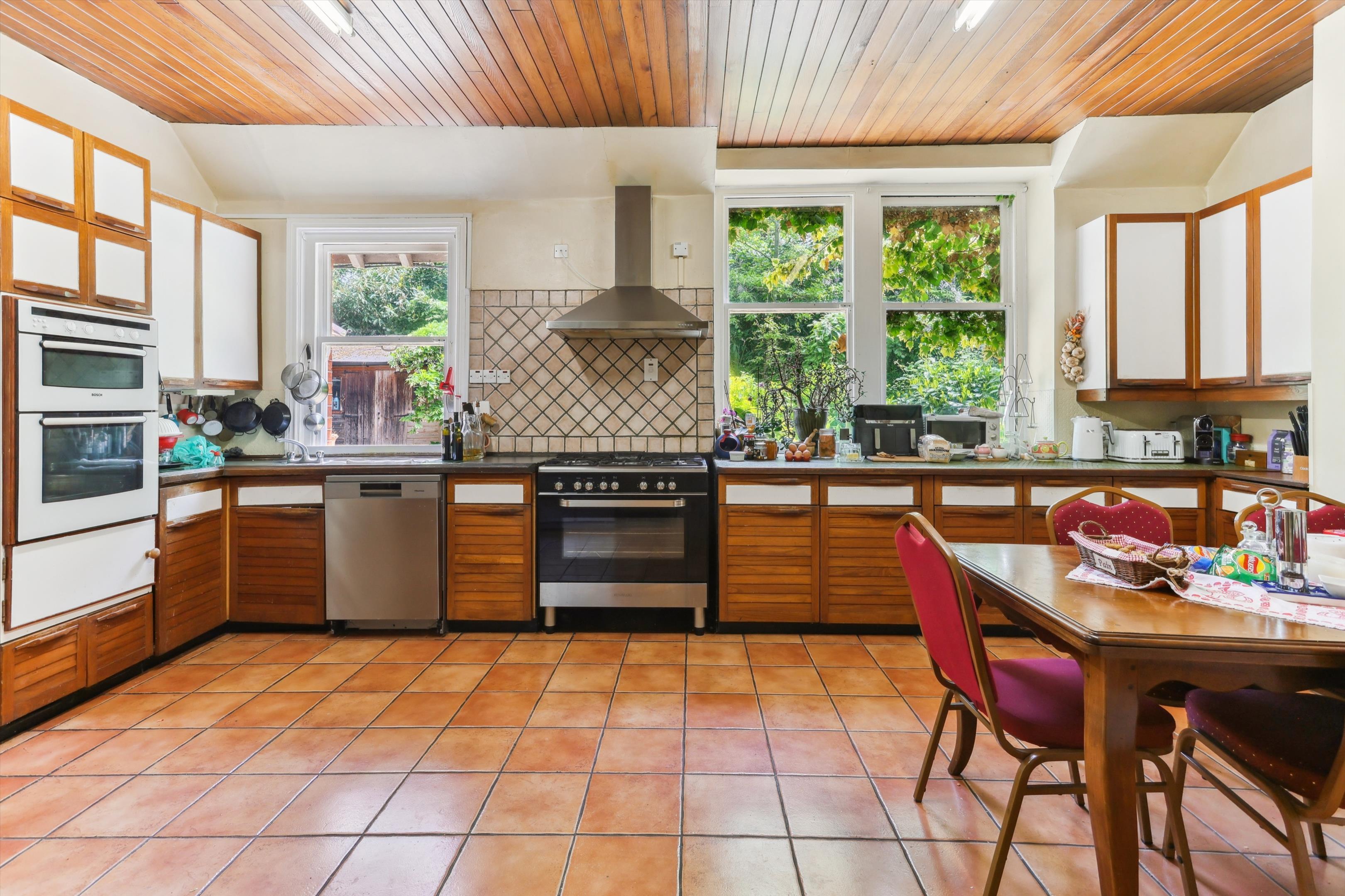 Granville Road, Weybridge, Surrey, KT13