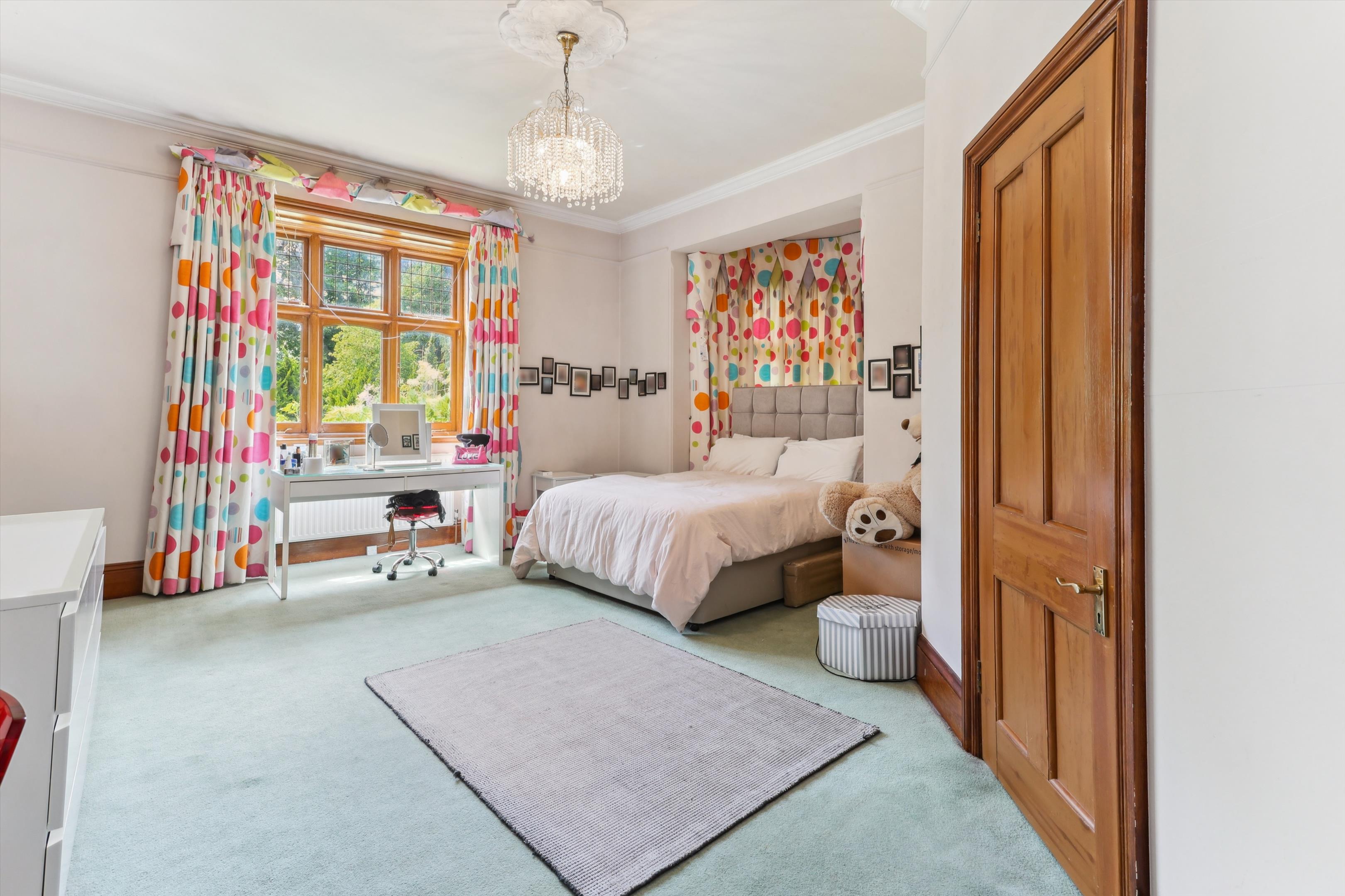 Granville Road, Weybridge, Surrey, KT13