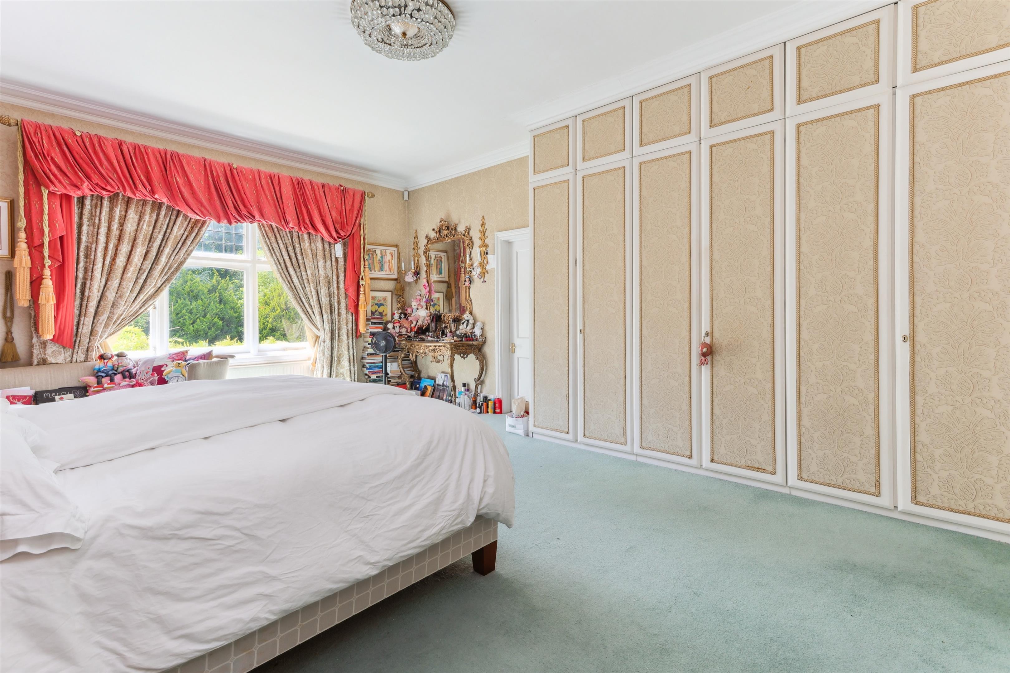 Granville Road, Weybridge, Surrey, KT13