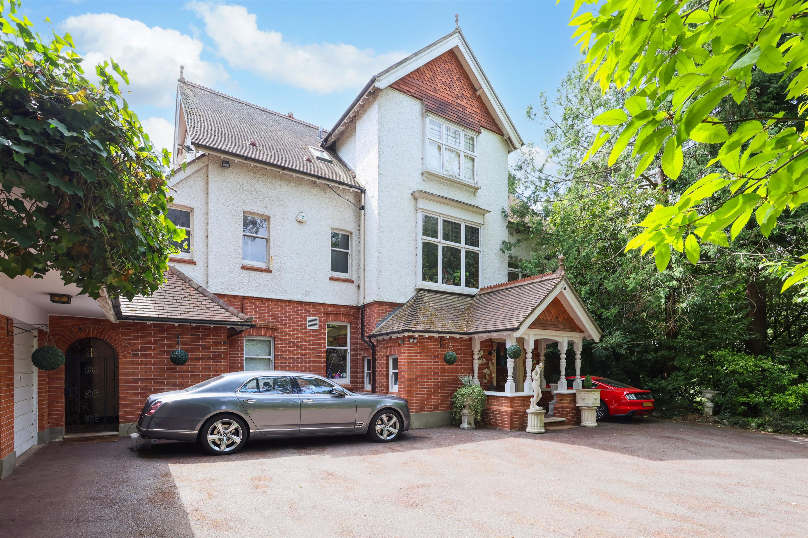Granville Road, Weybridge, Surrey, KT13