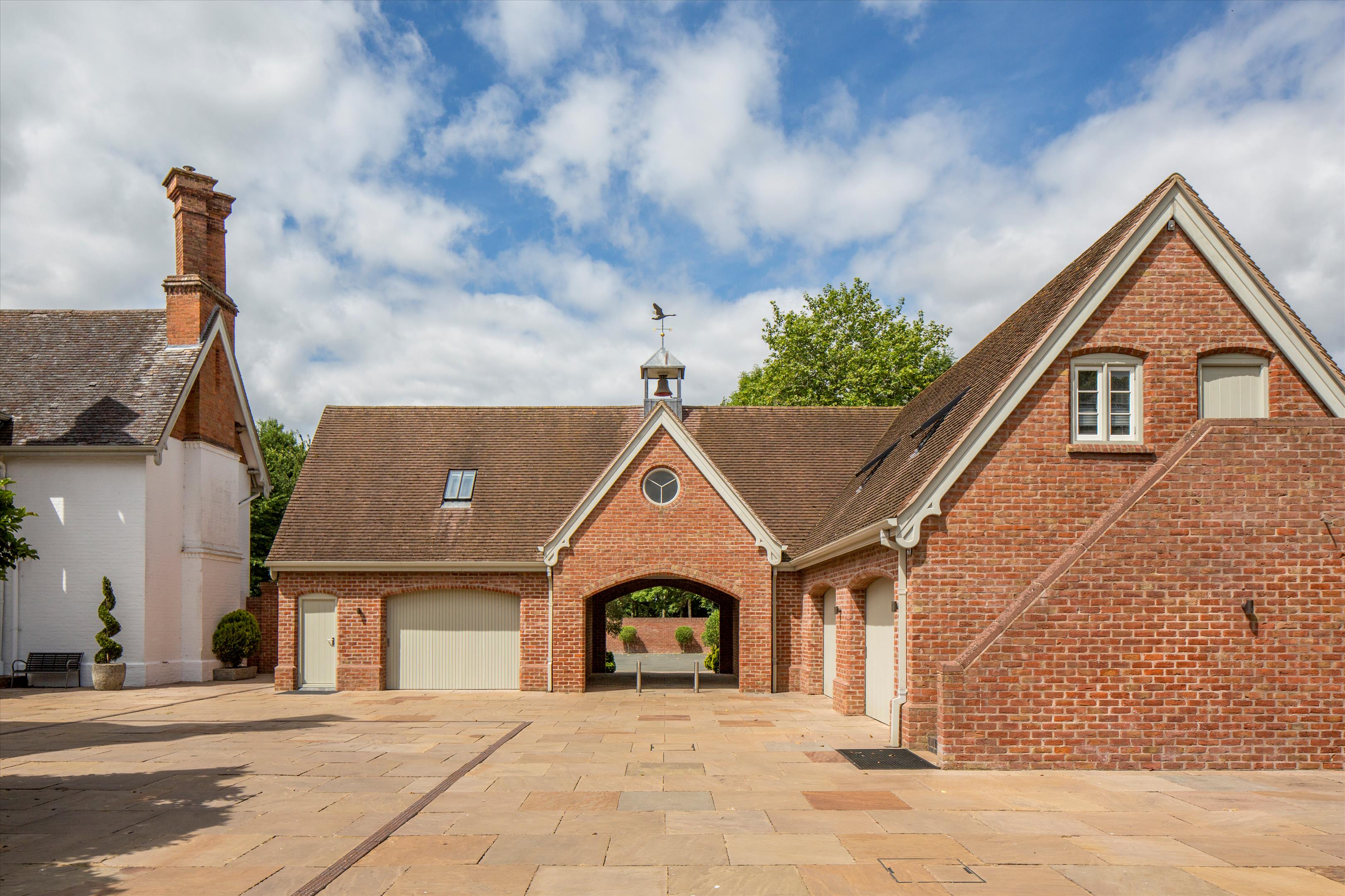 Holt, Worcester, Worcestershire, WR6
