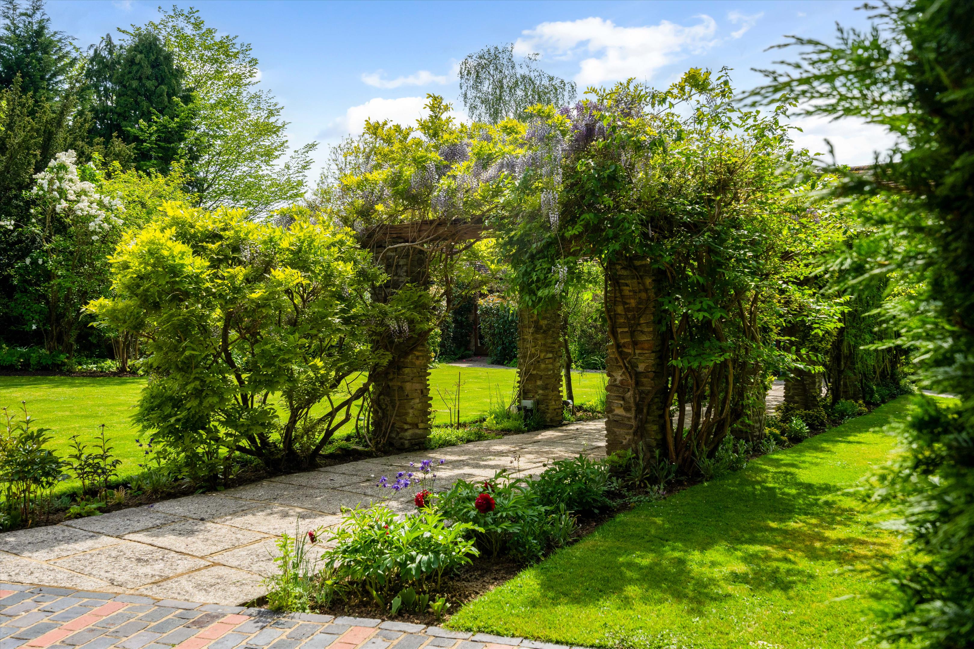 Nowhurst Lane, Slinfold, Horsham, West Sussex, RH12