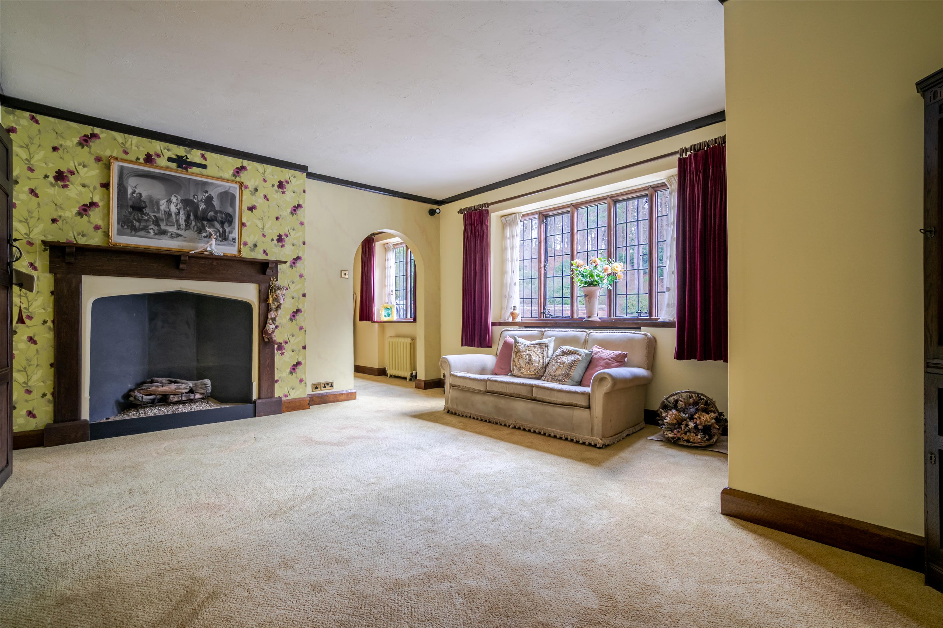 Chertsey Road, Windlesham, Surrey GU20