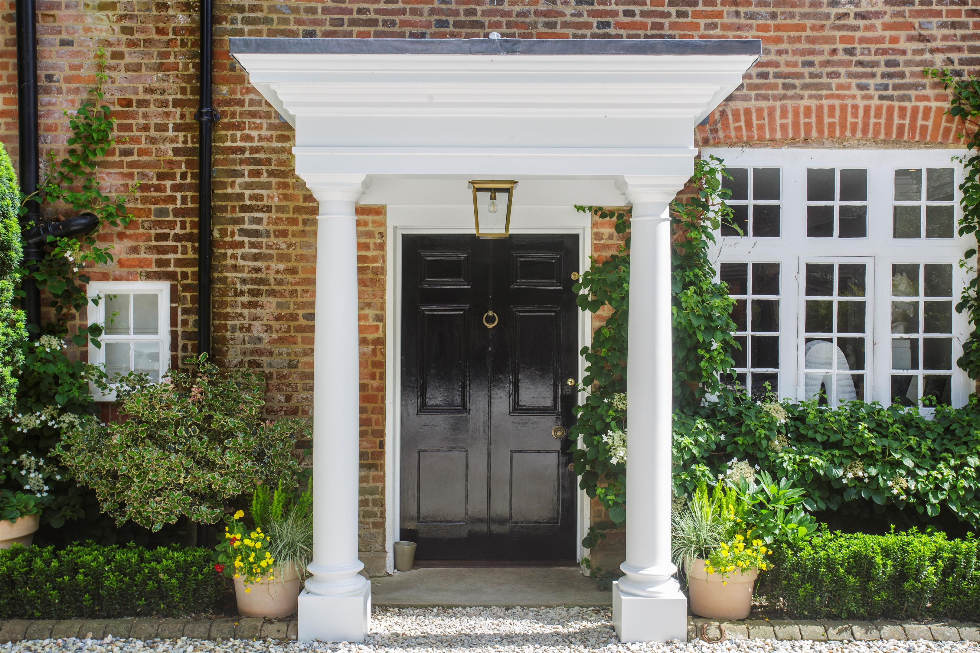 Grove Mill Lane, Hertfordshire, WD17