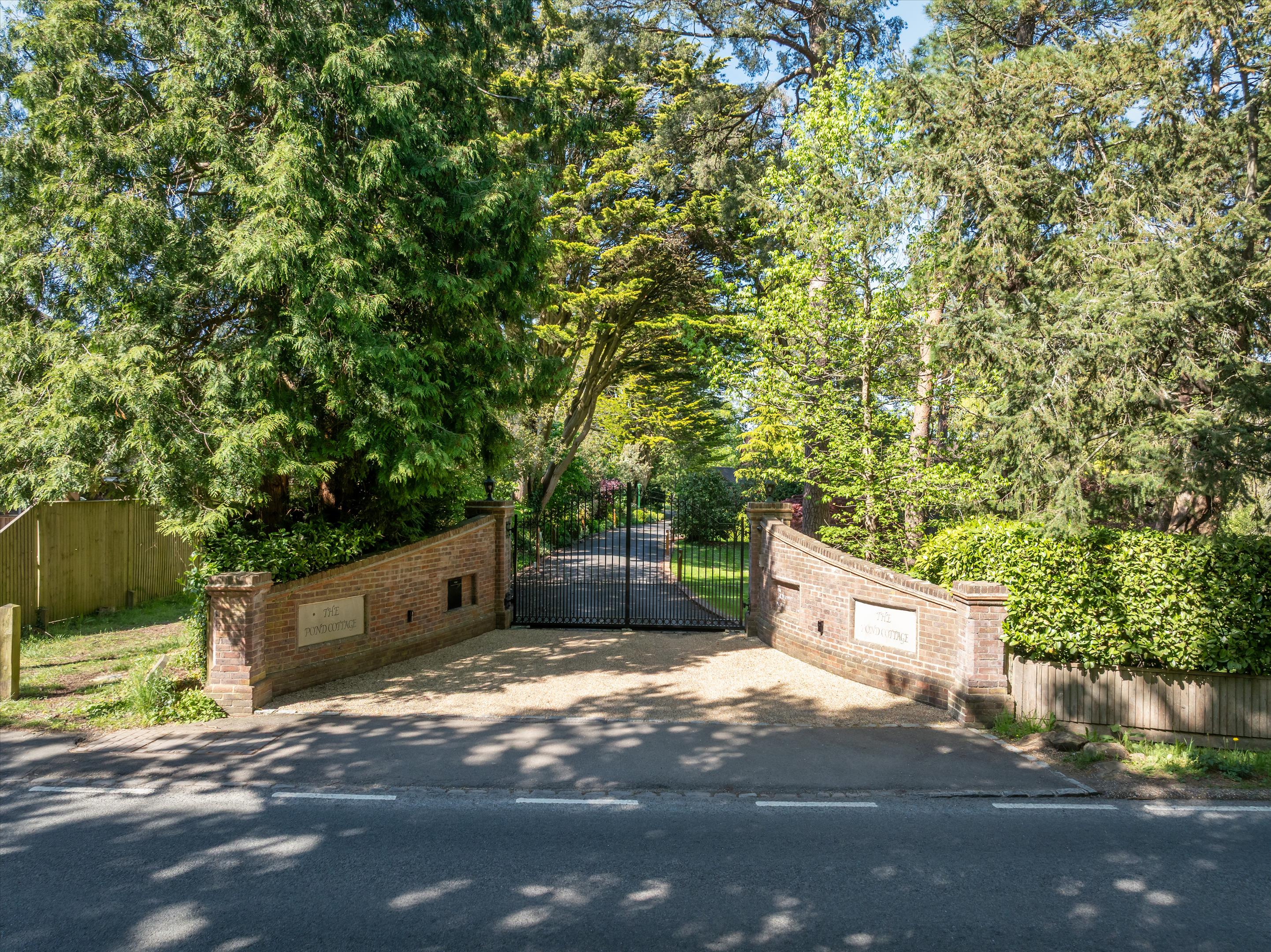 Cat Street, Upper Hartfield, Hartfield, East Sussex, TN7.