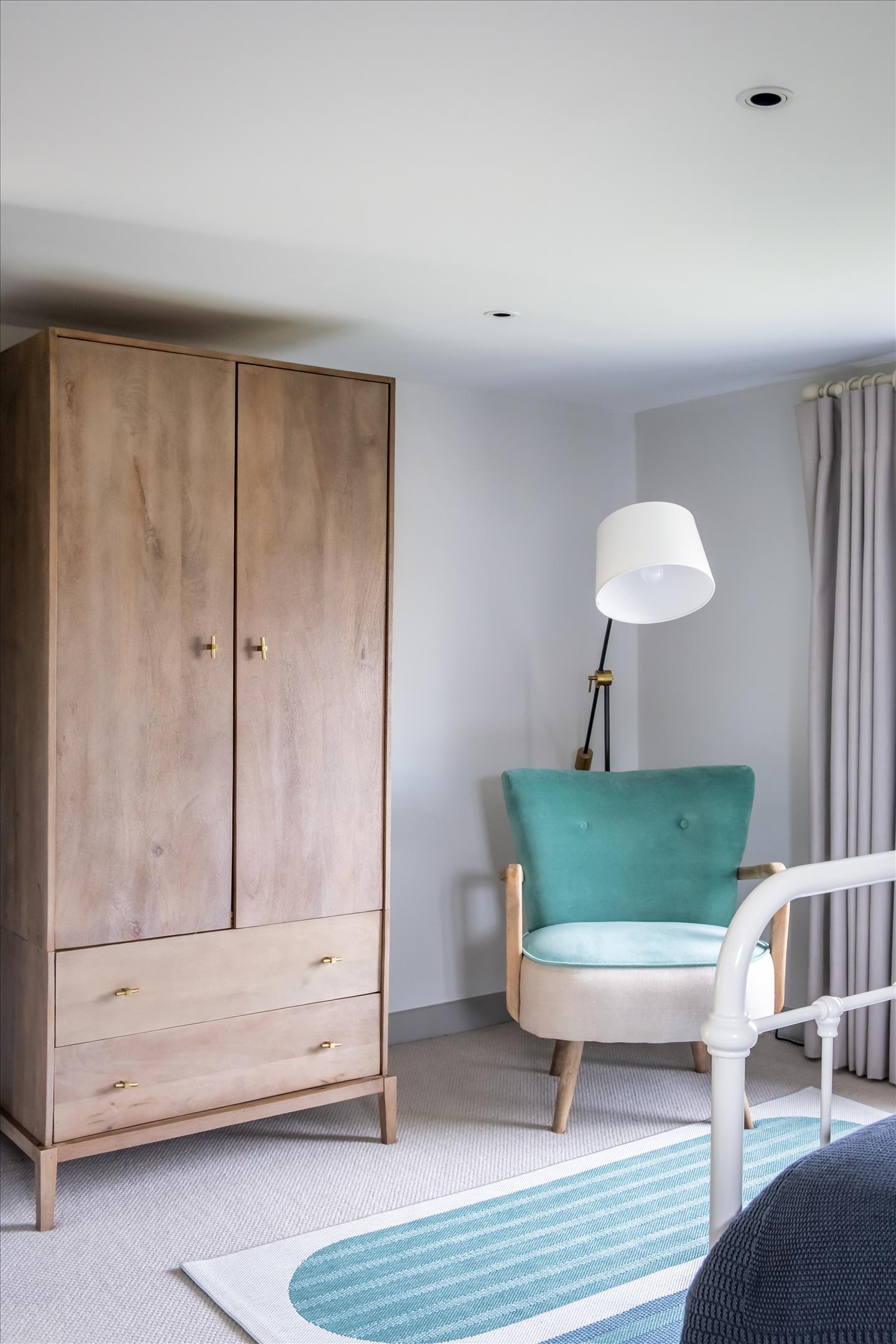Shore Road, Bosham, Chichester, West Sussex, PO18.