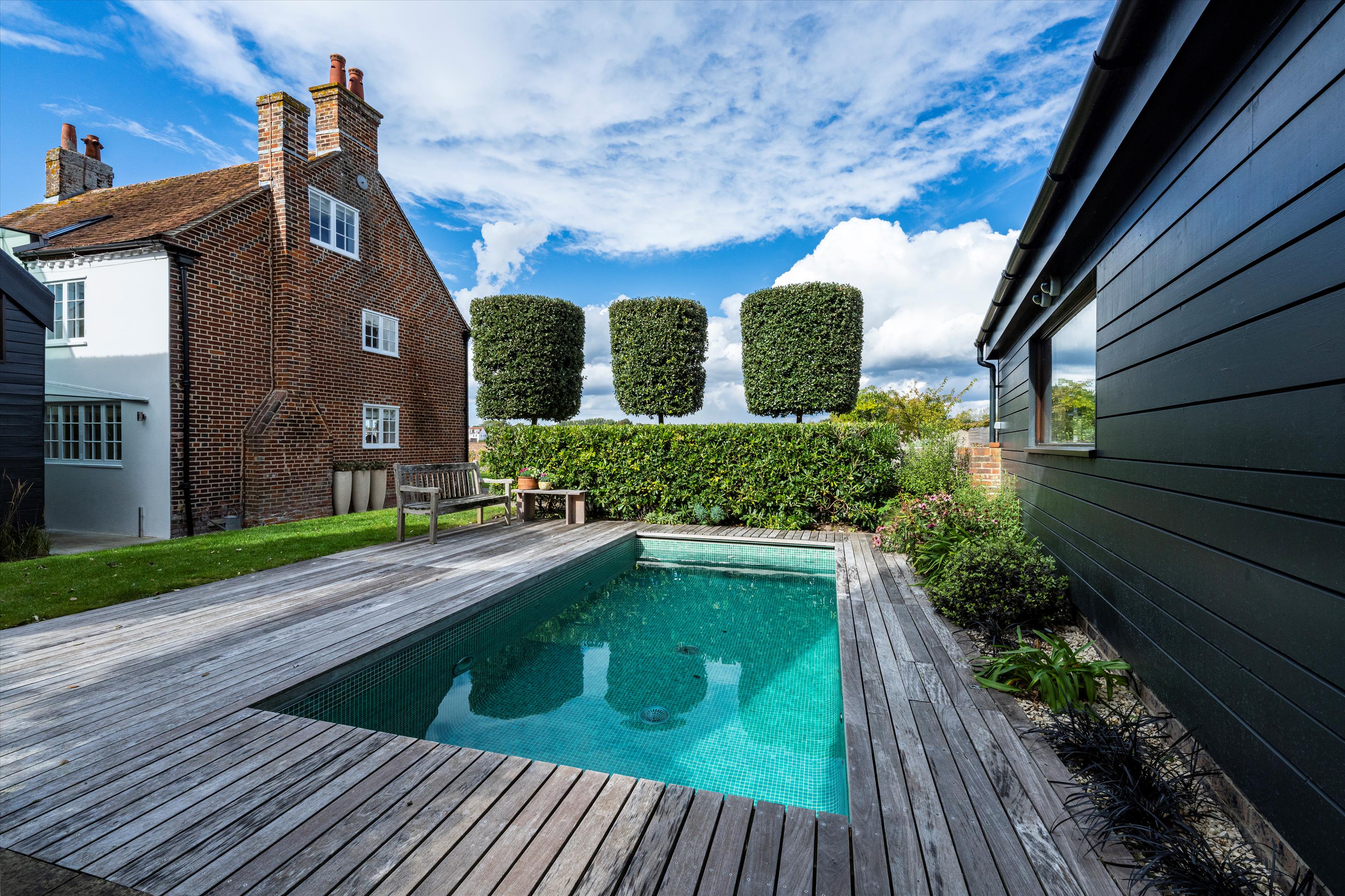Shore Road, Bosham, Chichester, West Sussex, PO18.
