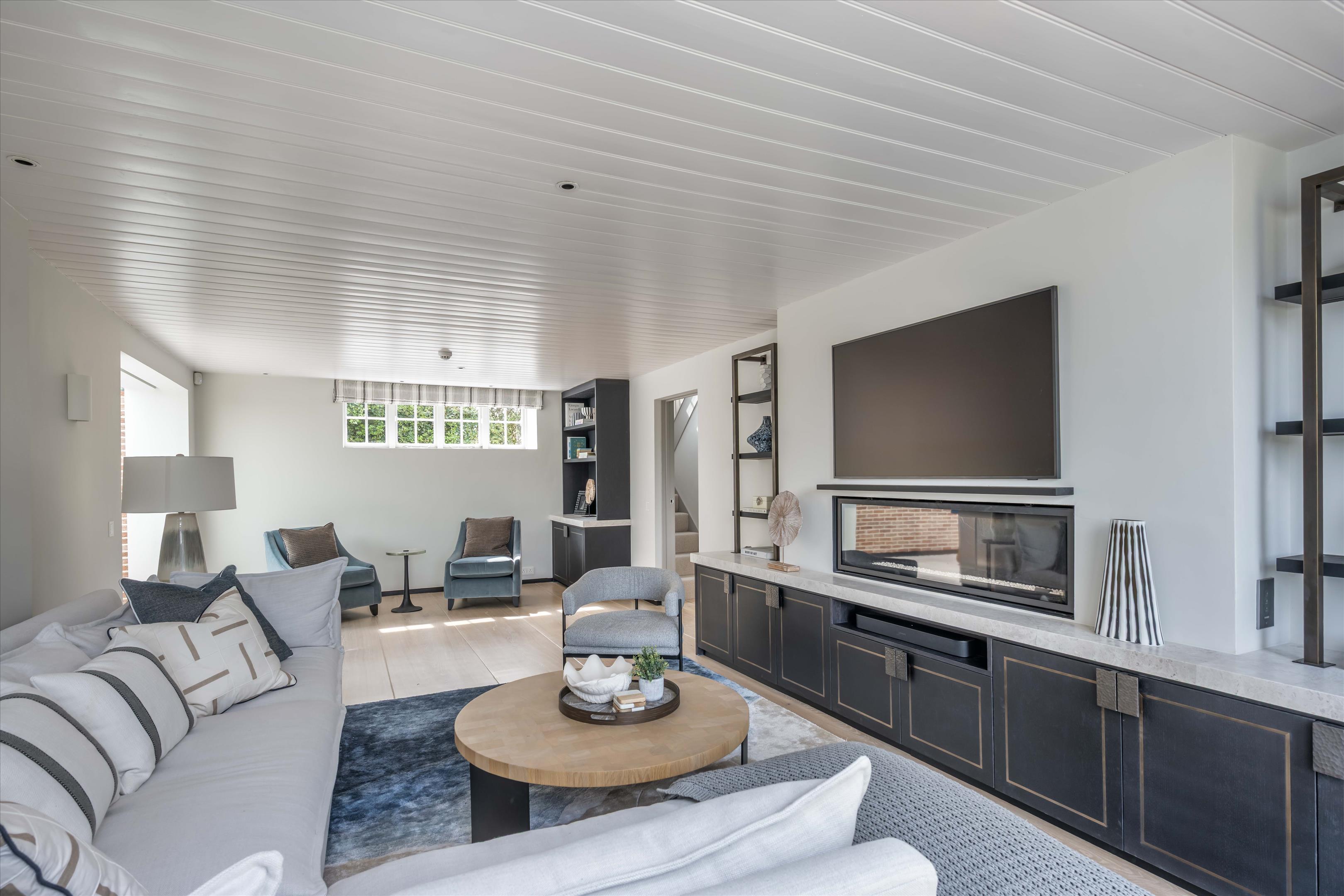 Shore Road, Bosham, Chichester, West Sussex, PO18.