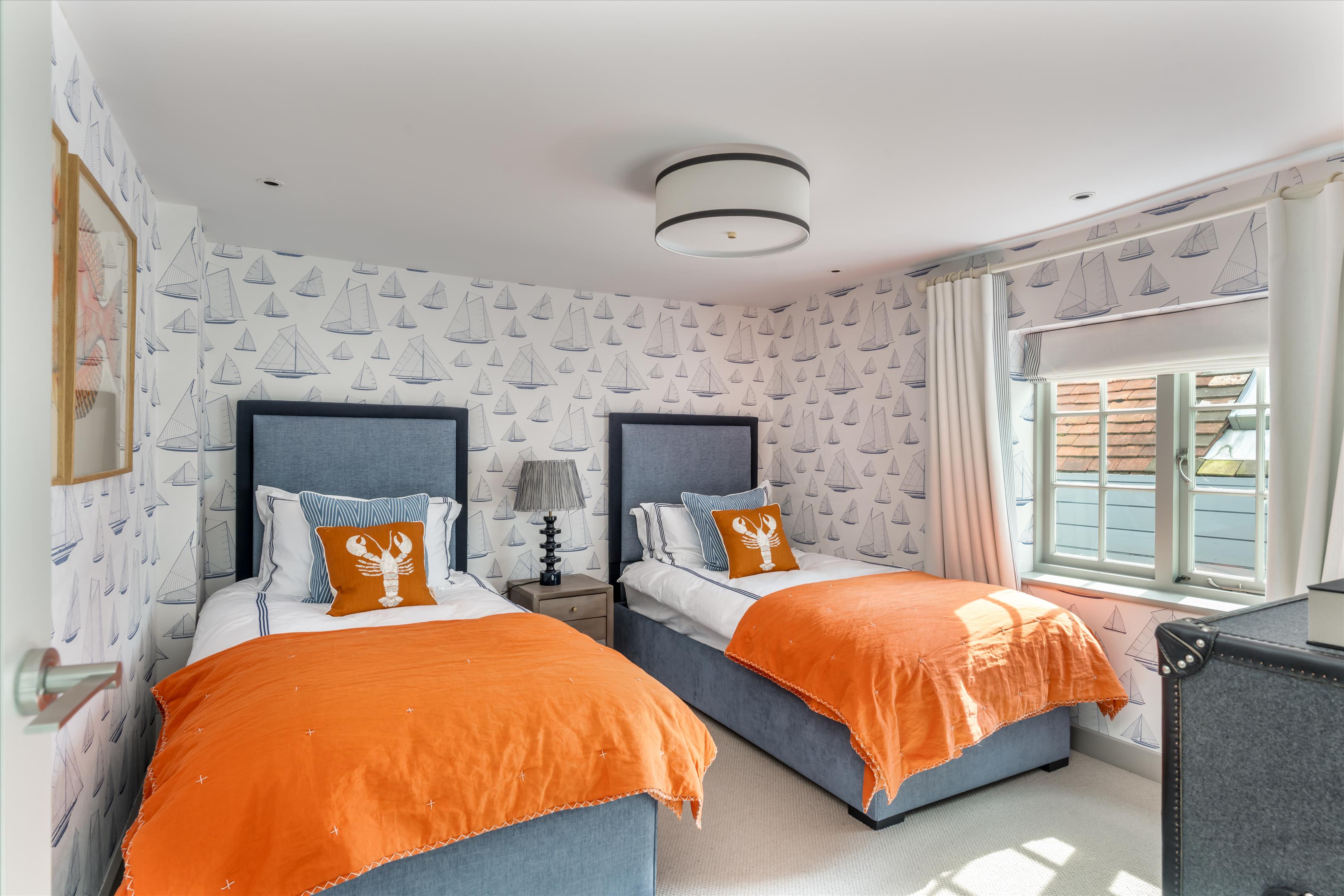 Shore Road, Bosham, Chichester, West Sussex, PO18.