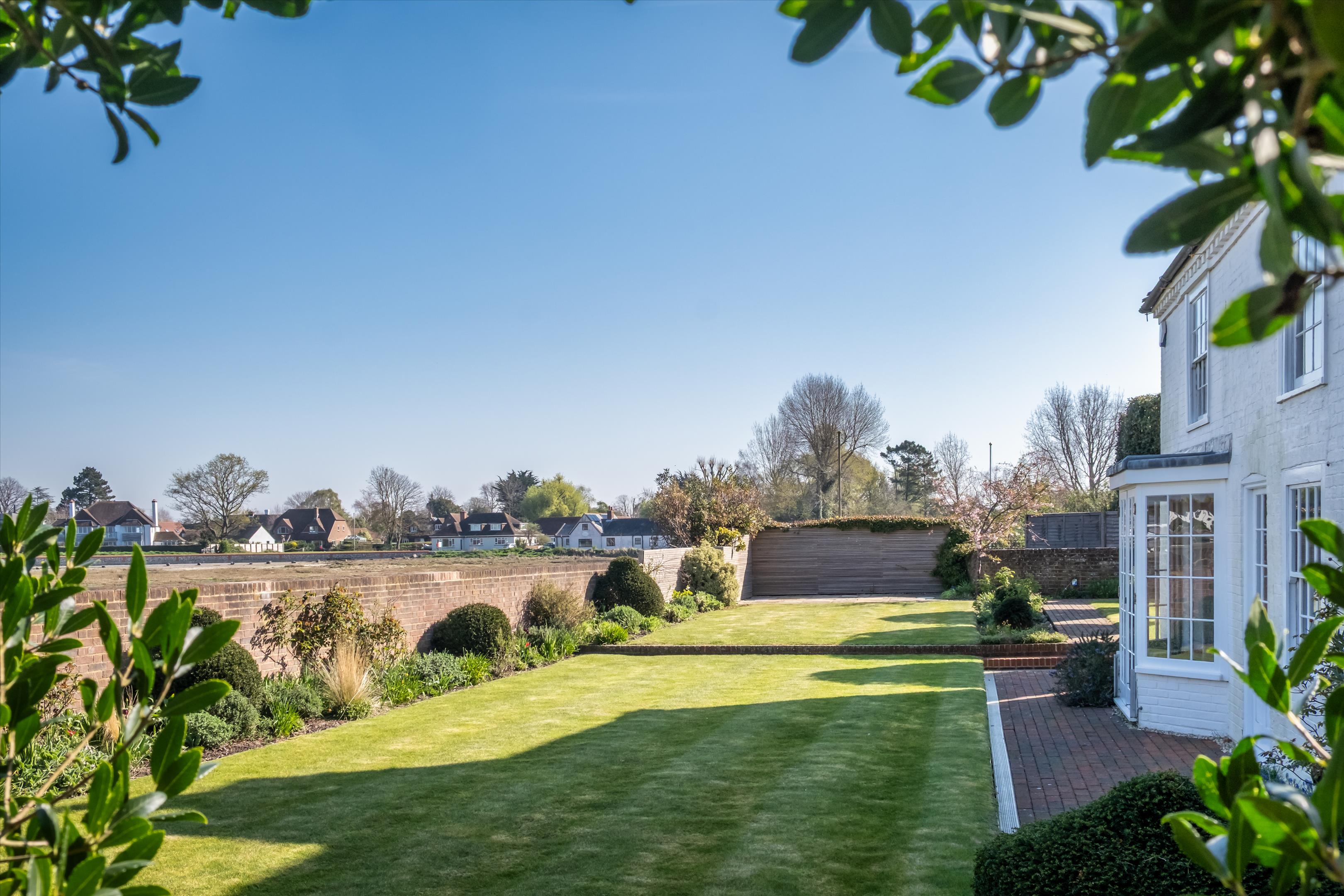 Shore Road, Bosham, Chichester, West Sussex, PO18.