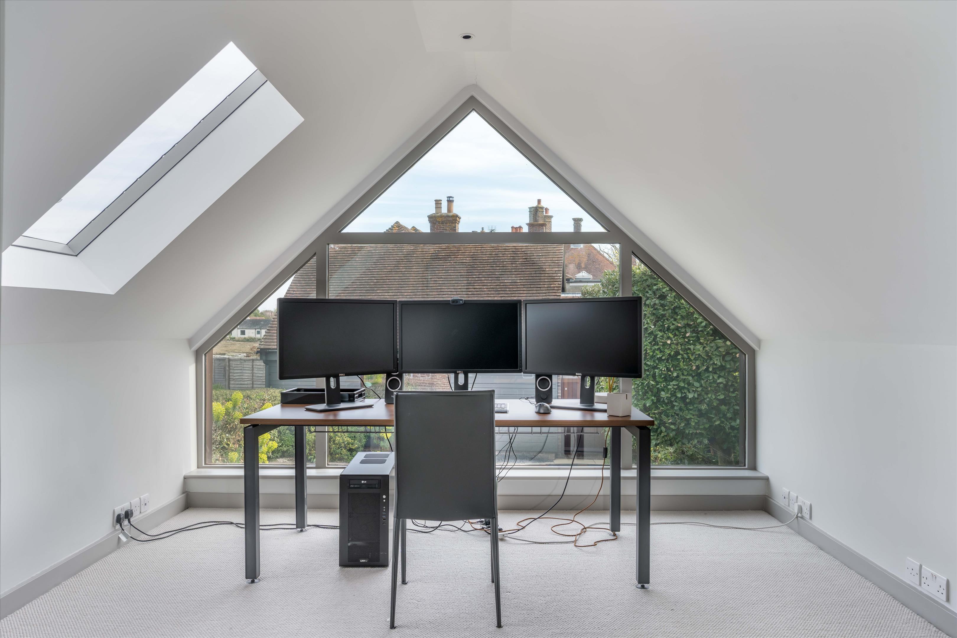 Shore Road, Bosham, Chichester, West Sussex, PO18.