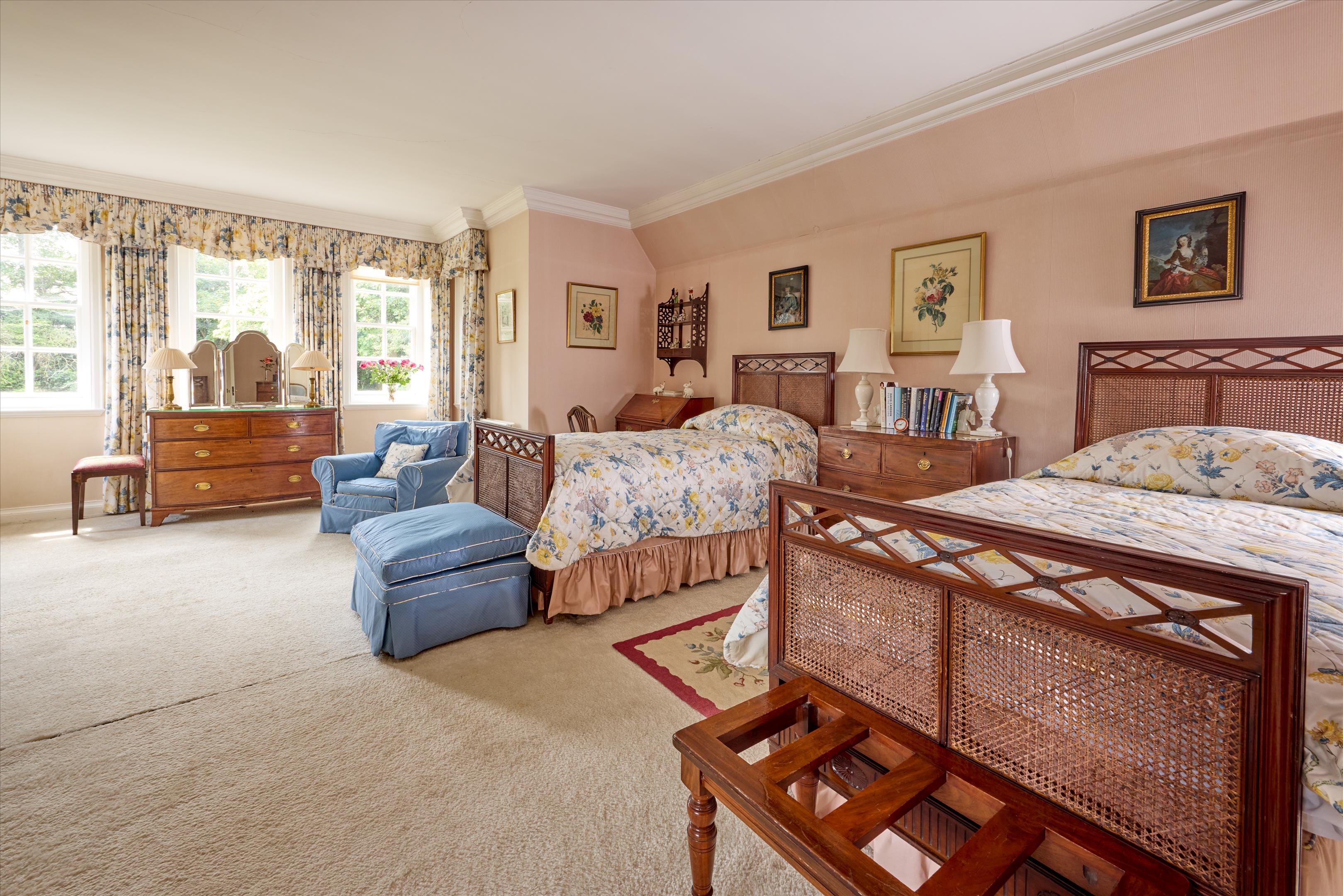 Adderbury, Oxfordshire, OX17