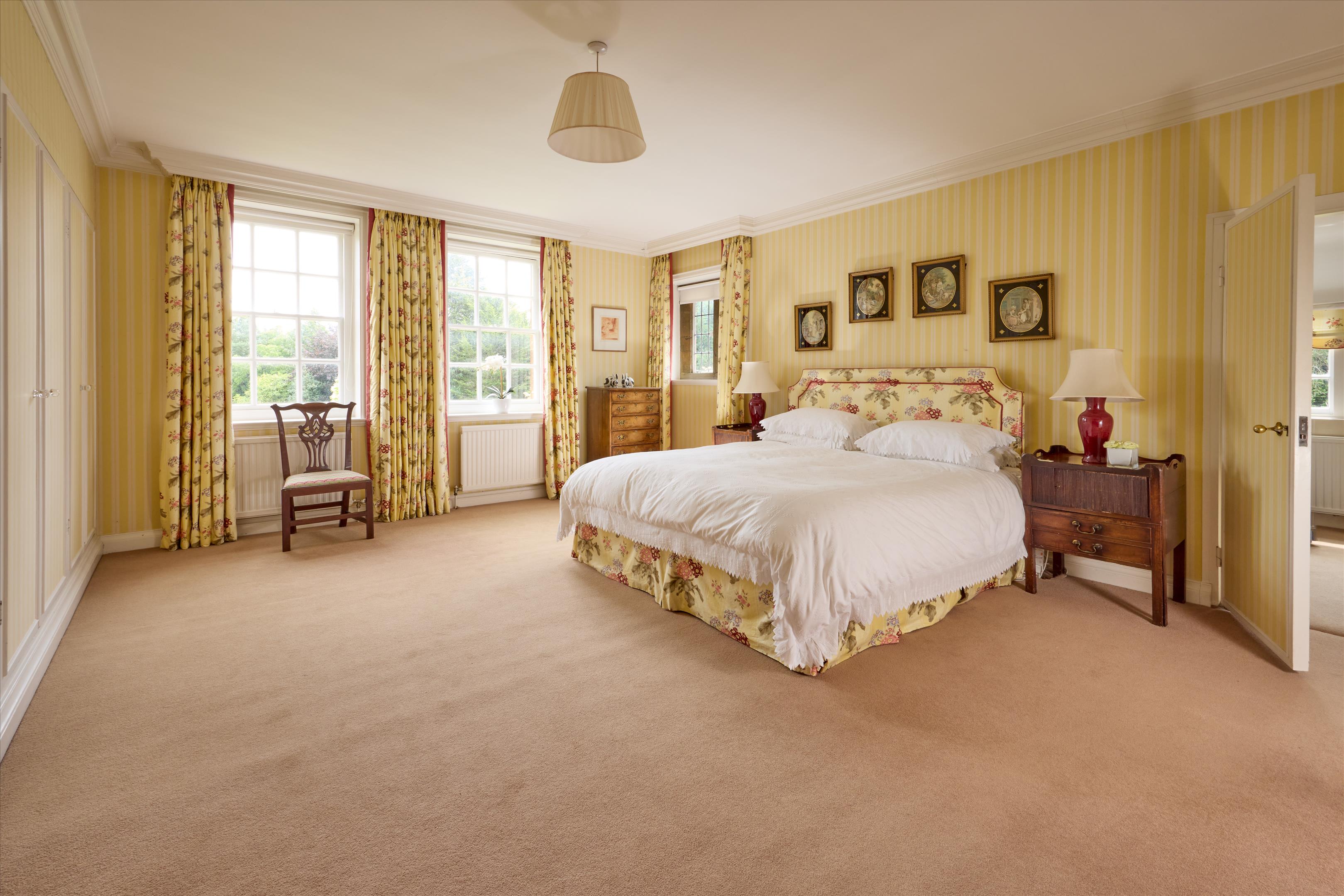 Adderbury, Oxfordshire, OX17